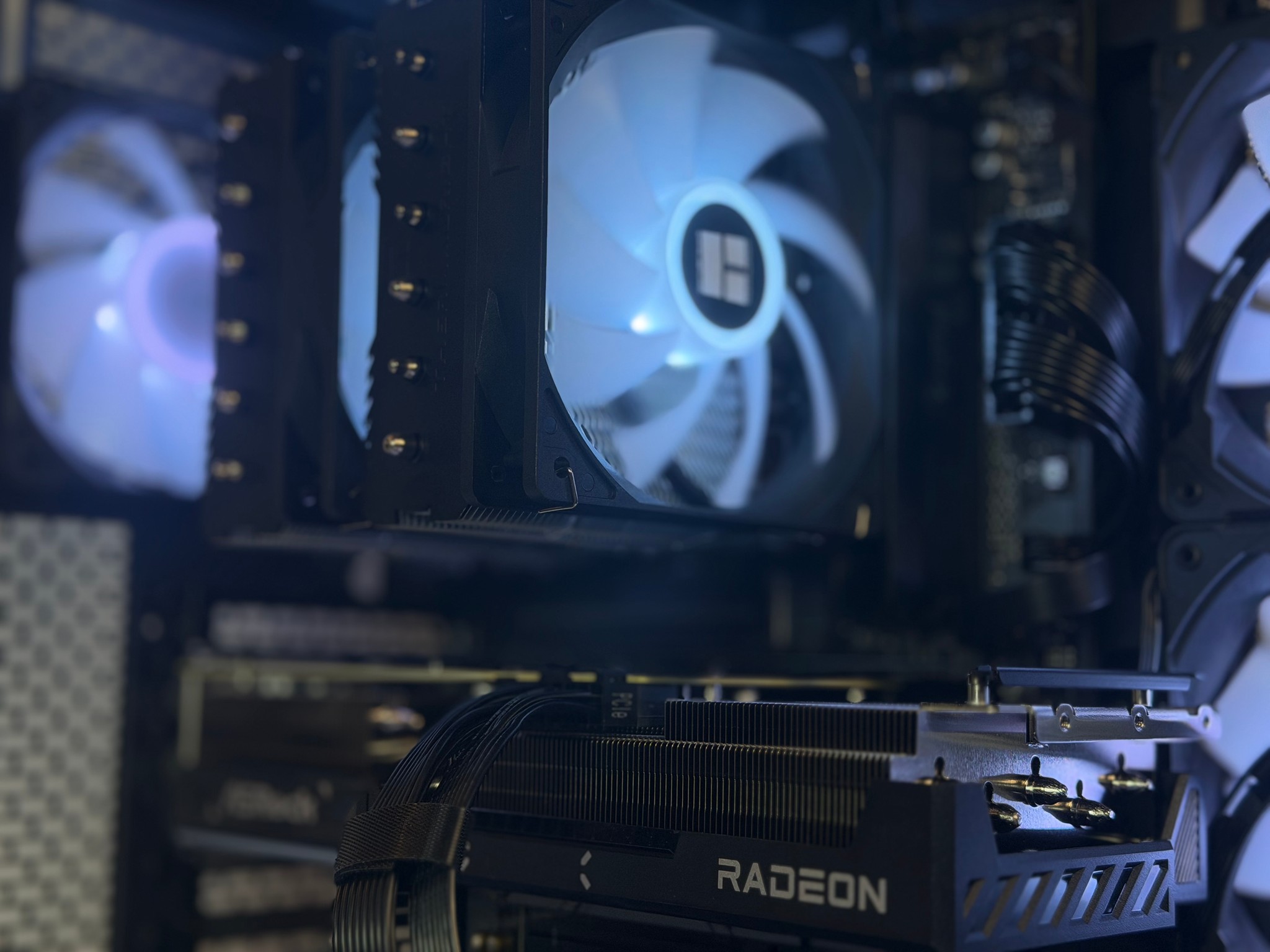 RX 9070 XT Gaming PC | Ryzen 7 7700X | 32GB DDR5 | 1440p Ultra / 4K
