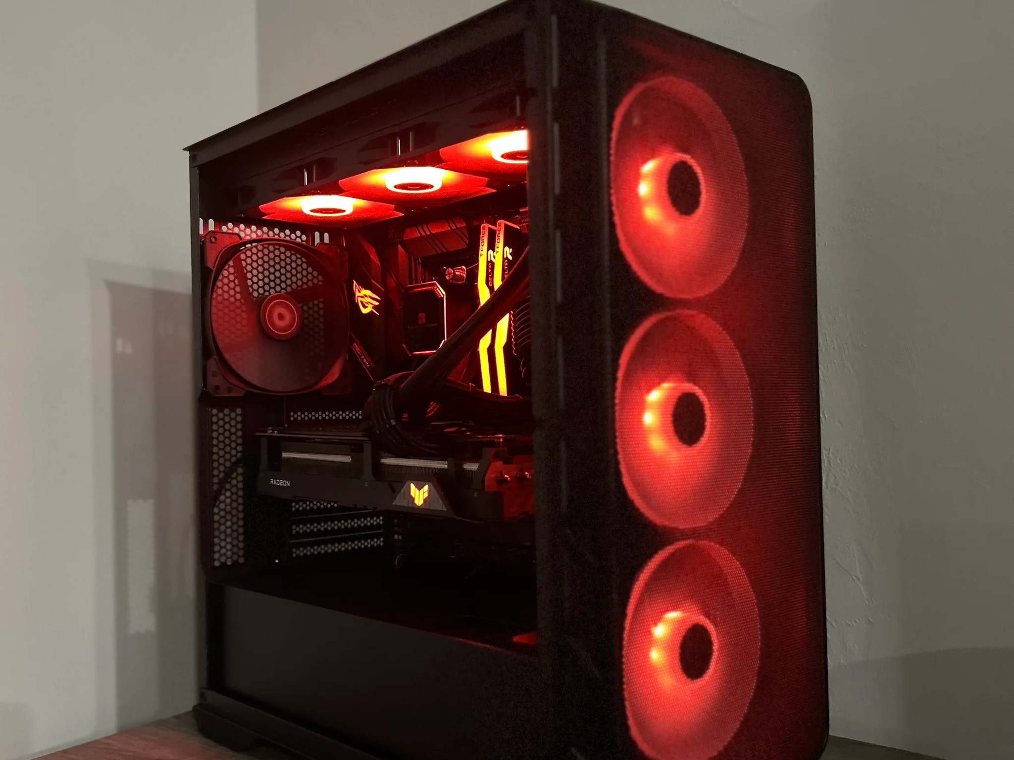 Ryzen 7 5800x | RX 6800 | 32GB Ram | 1TB Gen 4 NVME