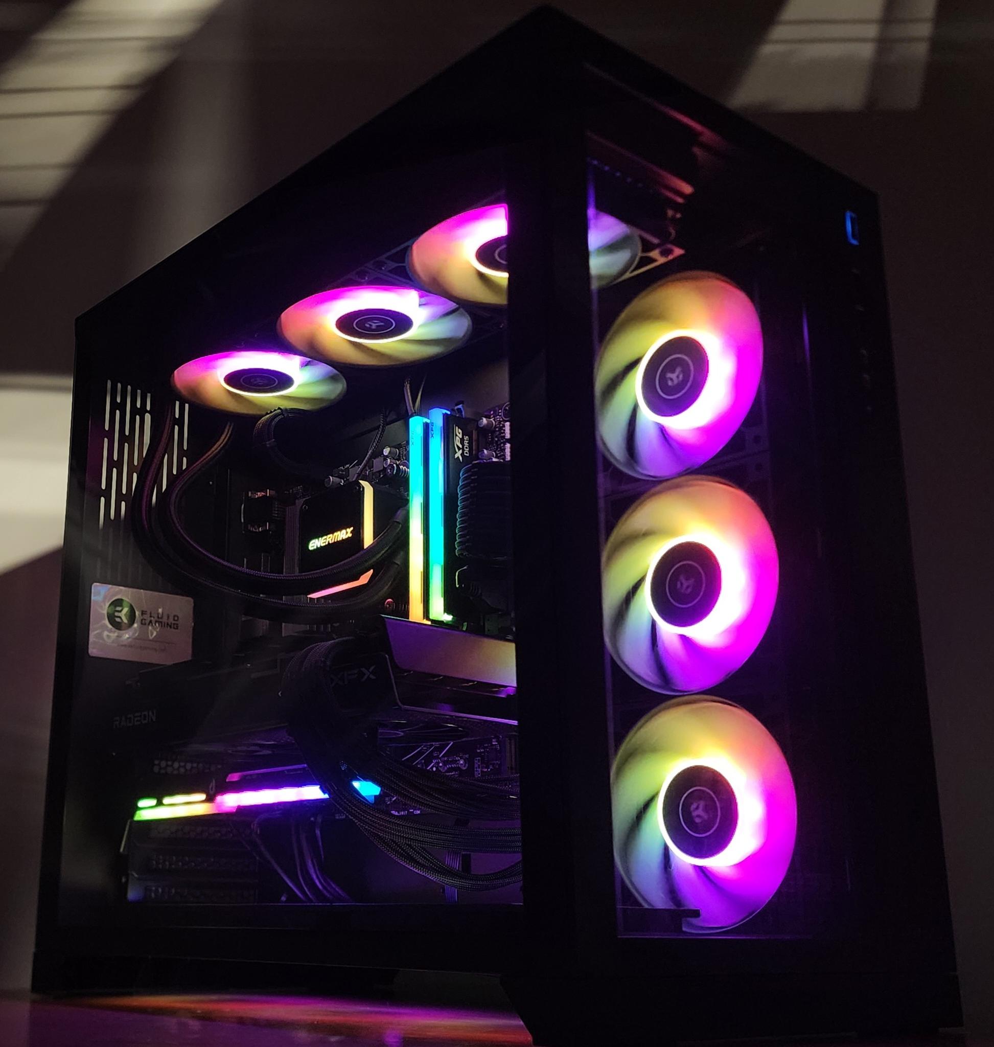 Gaming PC Ryzen 5 9600X 32GB RAM 1TB SSD RX 7700 XT 12GB Windows 11 Computer