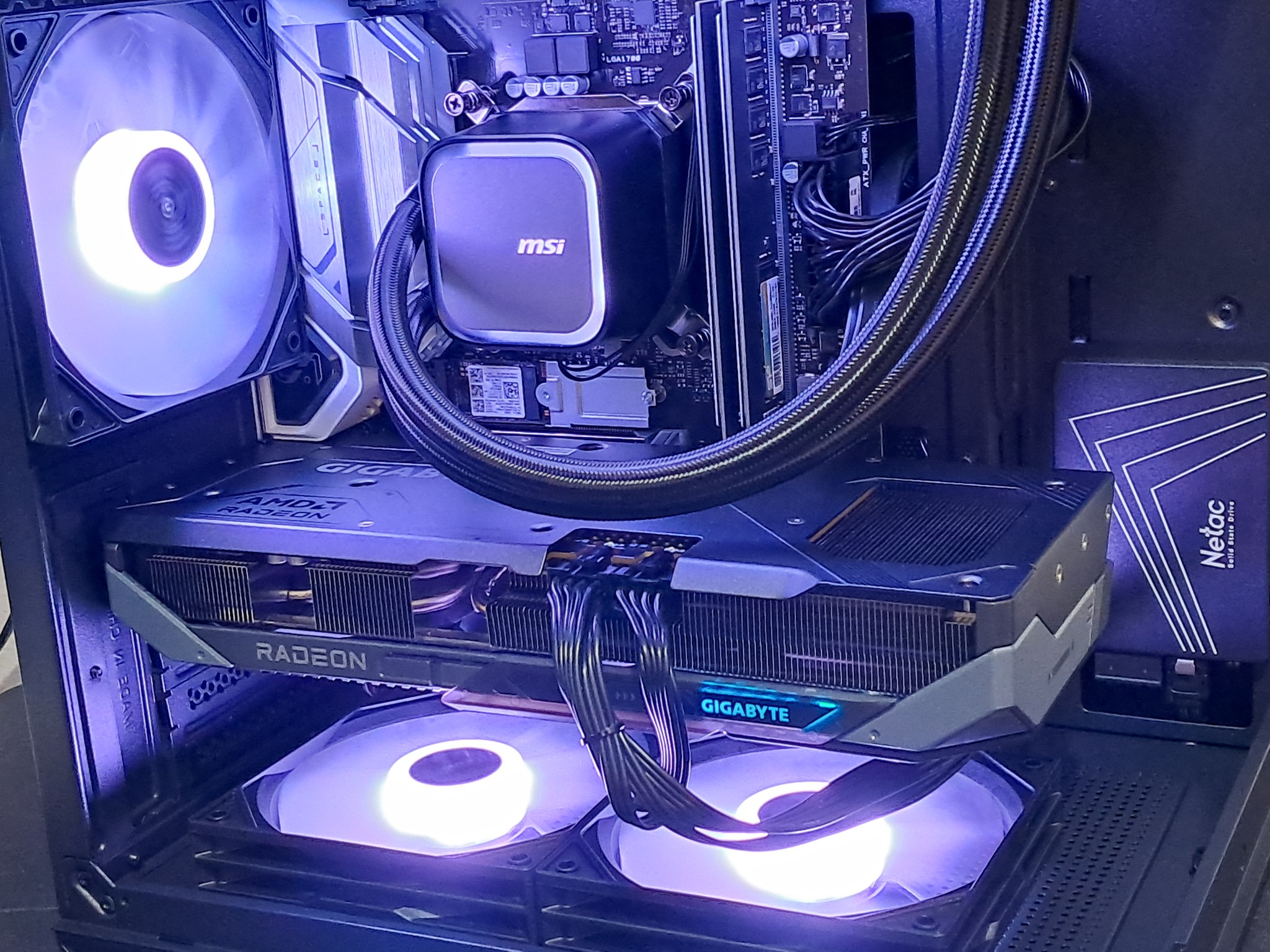 ⛈️1440p Gaming Beast⛈️PCIe 5.0 | RX 9070 GRE | 6-core Intel | WiFi!