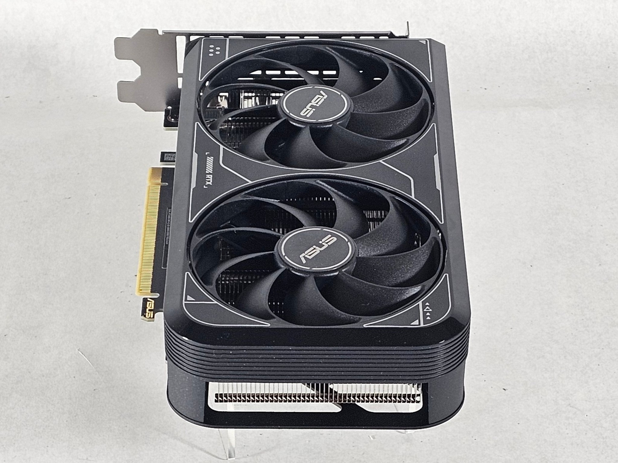 RTX 4060 ASUS 8GB