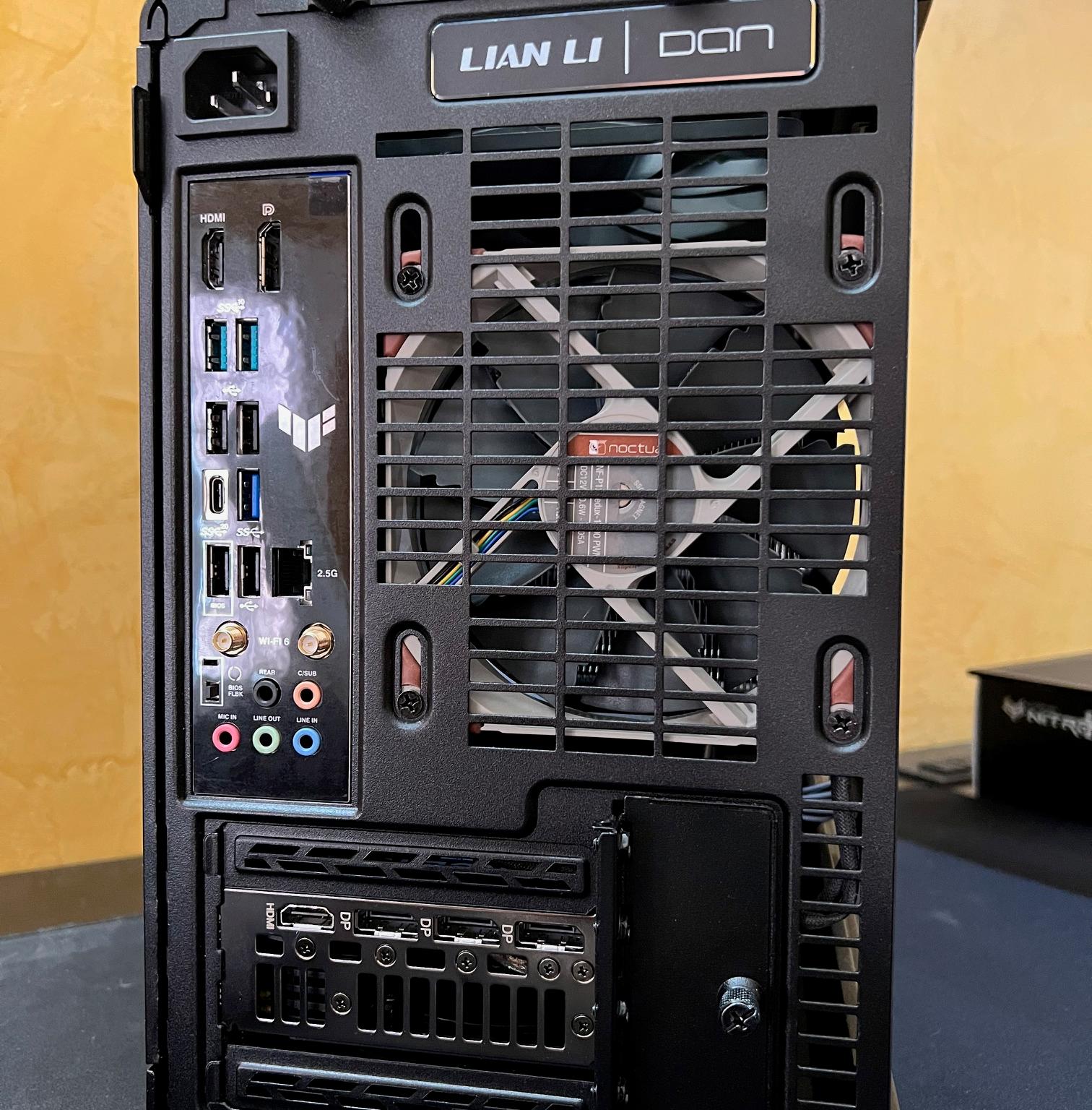 RTX 5060Ti 16GB, Ryzen 5 7600X, 32gb DDR5, Lian Li A3 Wood, 1tb SSD.