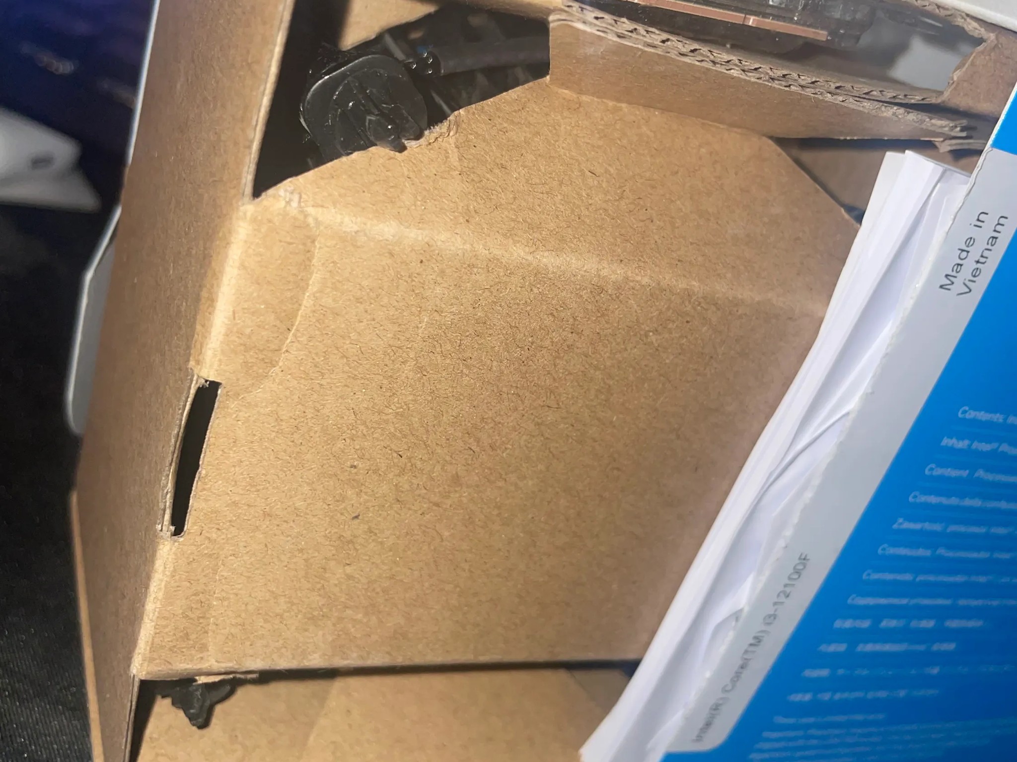 intel core i3-12100f