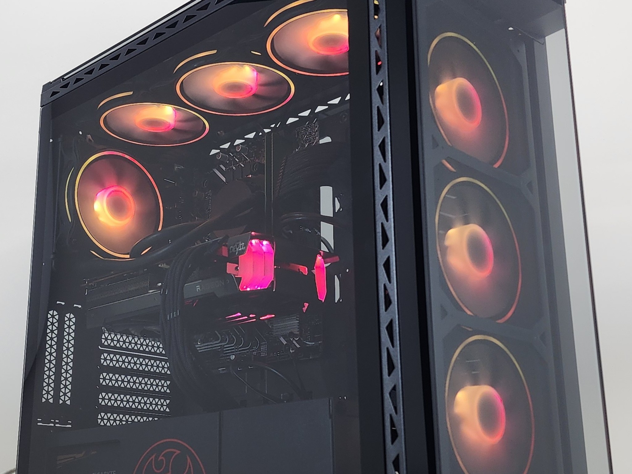 Gaming PC i3-14100F 8GB RAM 500GB SSD RX 6600 XT 8GB Windows 11 Computer