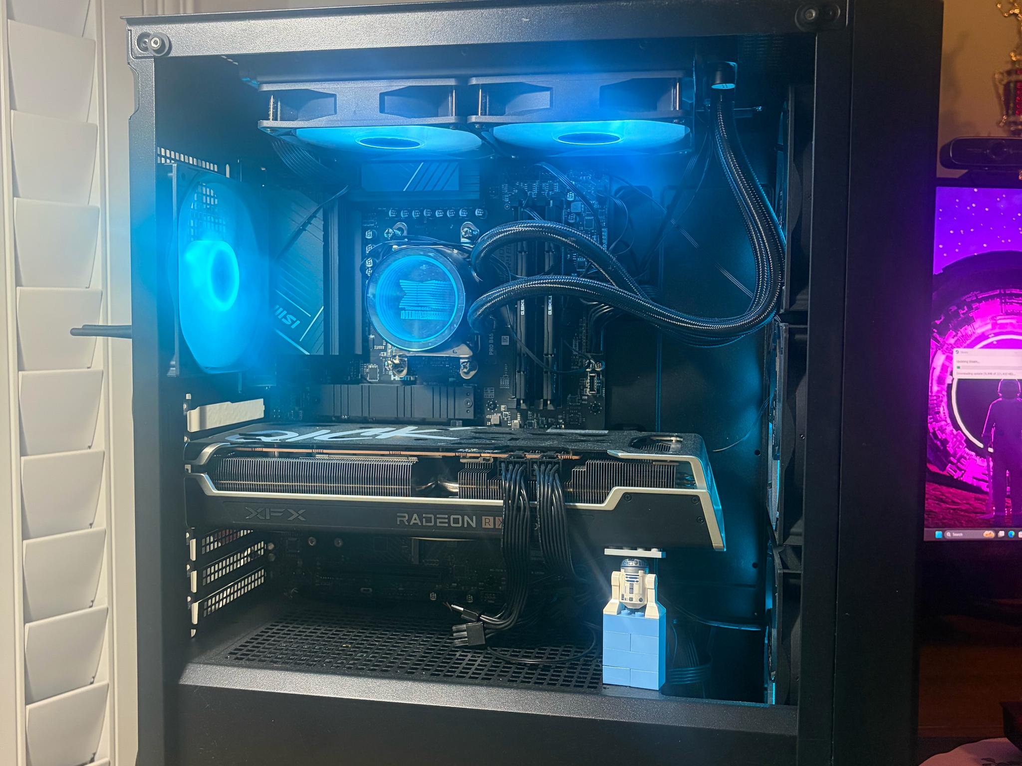 ON SALE!! 7700x Processor, 32GB DDR5 RAM, 1 Tb SSD, 6750xt GPU