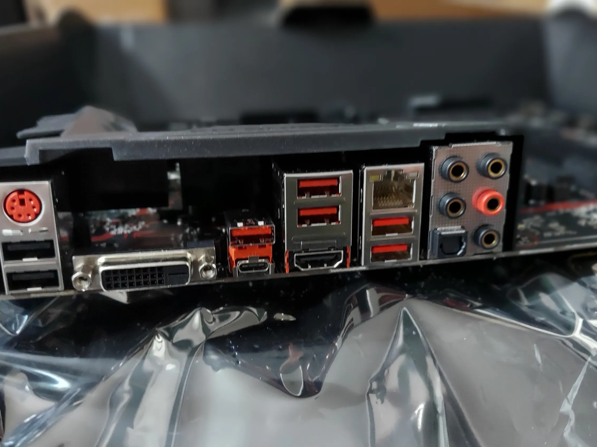 MSI H270 Gaming M3, i5-7500 CPU, 16GB RAM