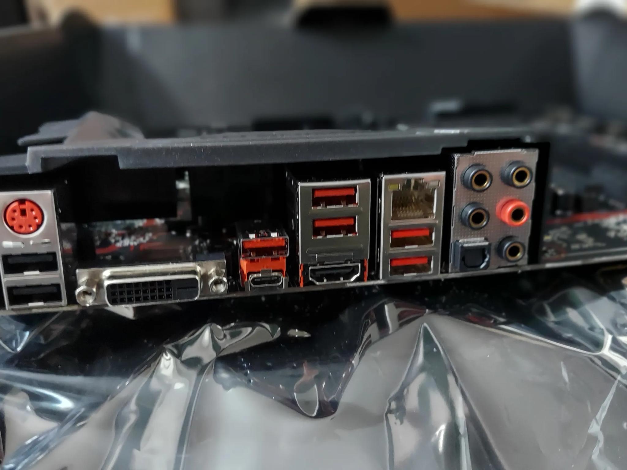 MSI H270 Gaming M3, i5-7500 CPU, 16GB RAM