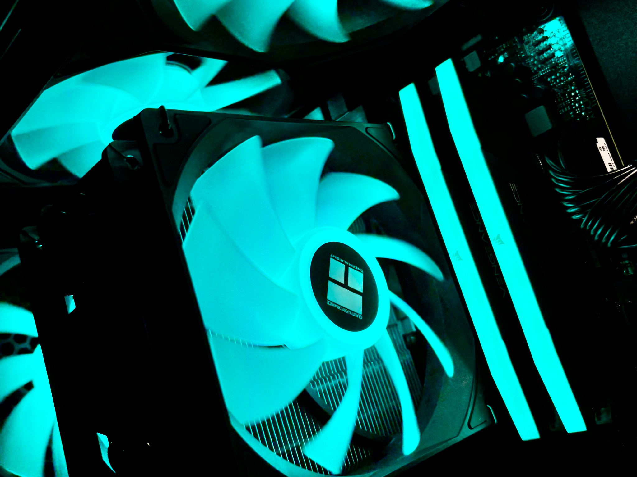 Ryzen 5 7600X | RTX 5060 | 32 GB DDR5 6000MT/S | 1 TB NVME