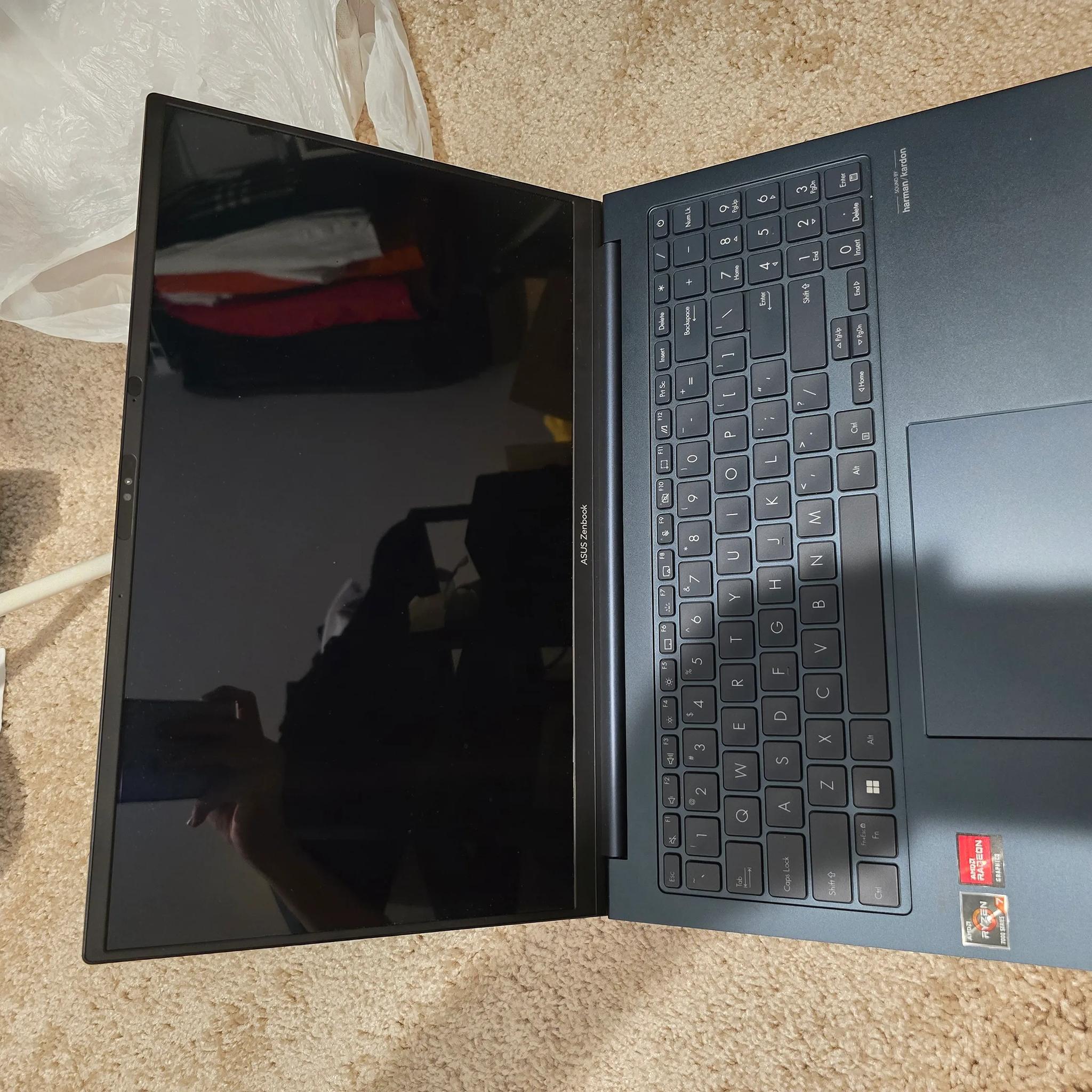 Asus zenbook 15 OLED