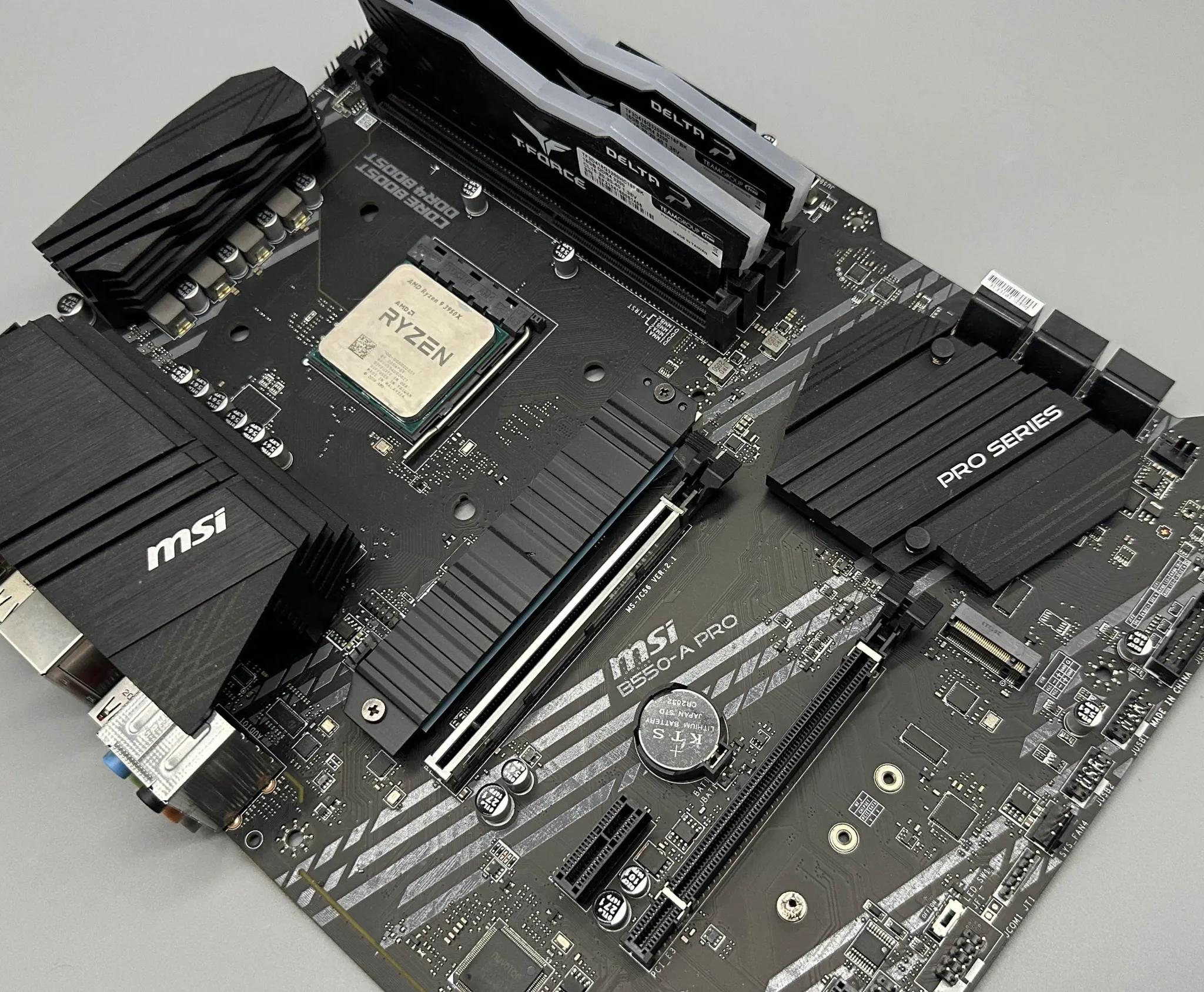 MSI B550-A PRO AMD Ryzen 9 3950x 32gb 3200mhz