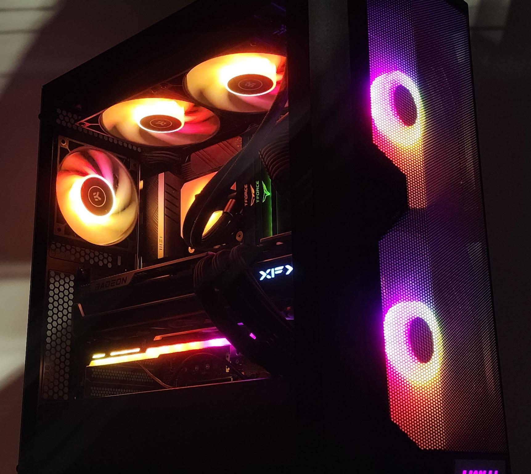 Gaming PC i9-14900K 32GB RAM 1TB SSD RX 7900 XTX 24GB Windows 11 Computer