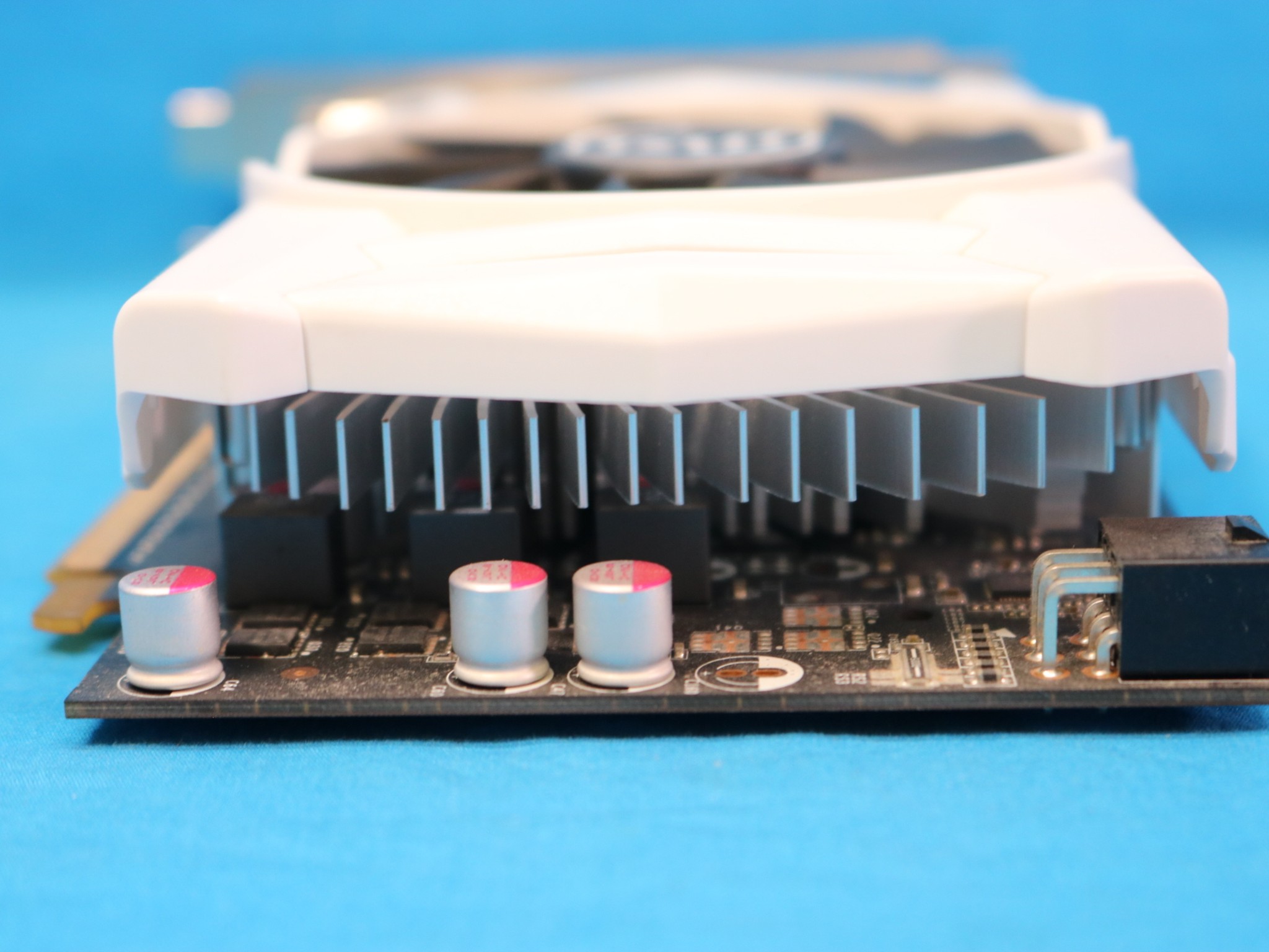 MSI GeForce GTX 950 2GB GDDR5 OC PCIe 3.0 x16 Desktop GPU - 4156801683