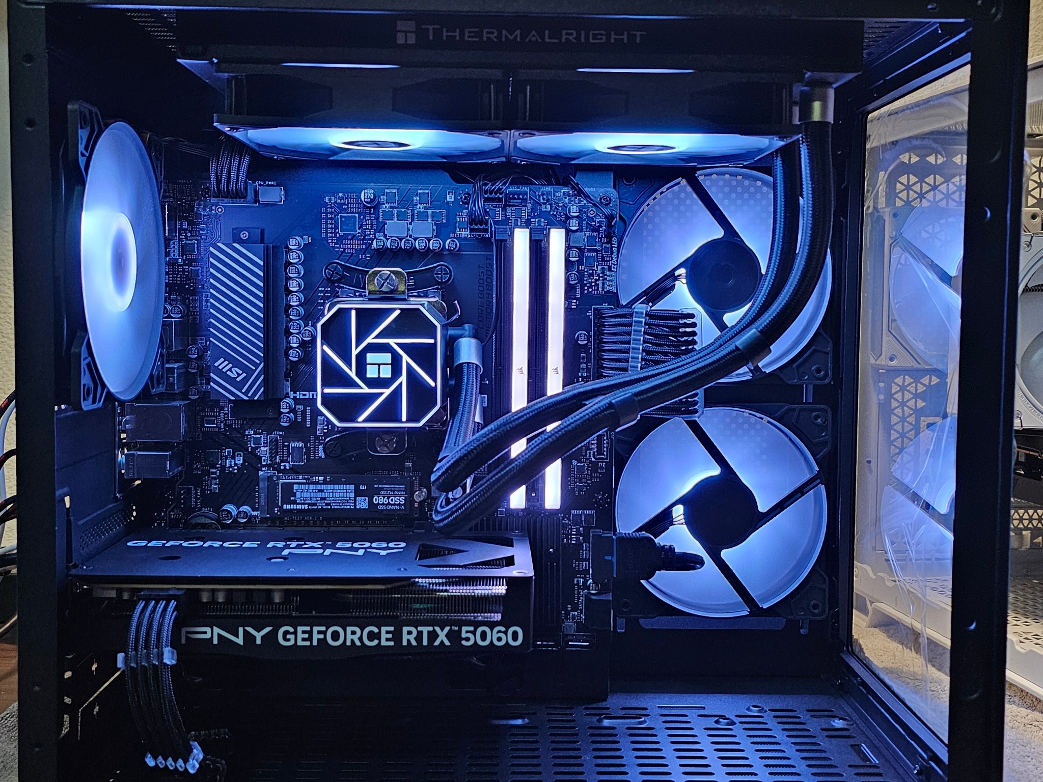 RTX 5060 | RYZEN 7500F | 32GB DDR5 | 1TB SSD | GAMING PC