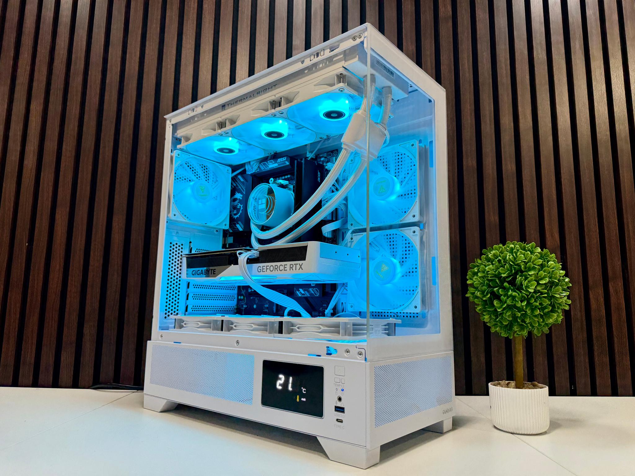 5070TI | Ryzen 7800X3D | 32GB DDR5 | 2TB M.2 | 850 W Gold PSU | ARGB Fans | Windows 11