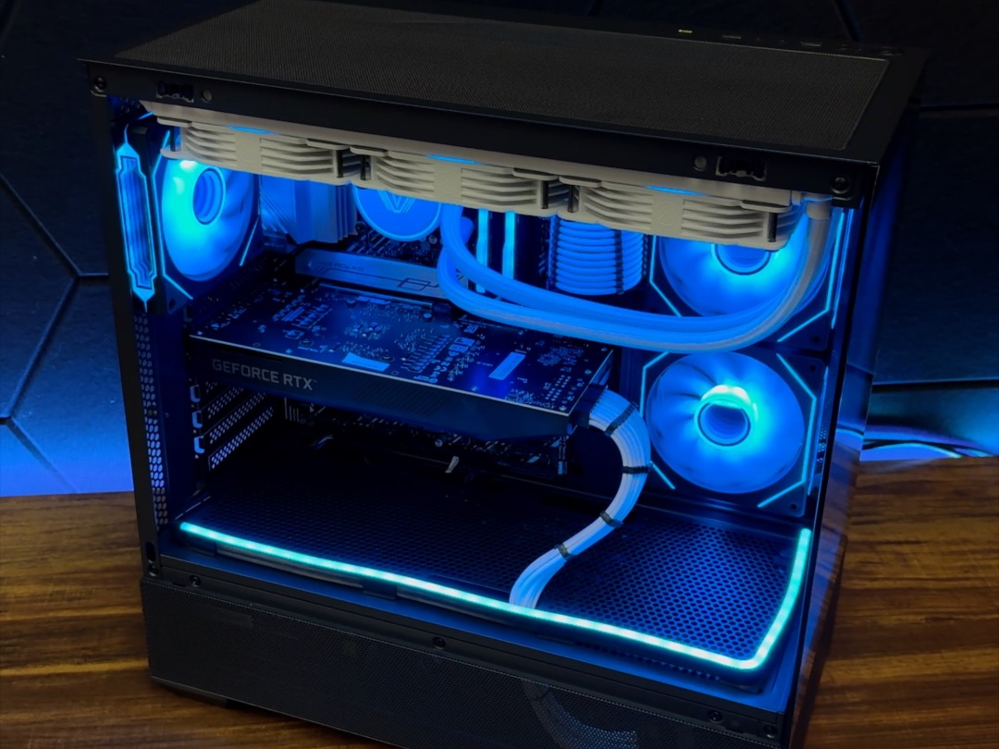 🔷 Lapis 🔷 RTX 3070 / Intel i7 11700F / 1TB NVME / 16GB DDR4 RAM / 360 AIO / Wifi / Windows 11 Pro