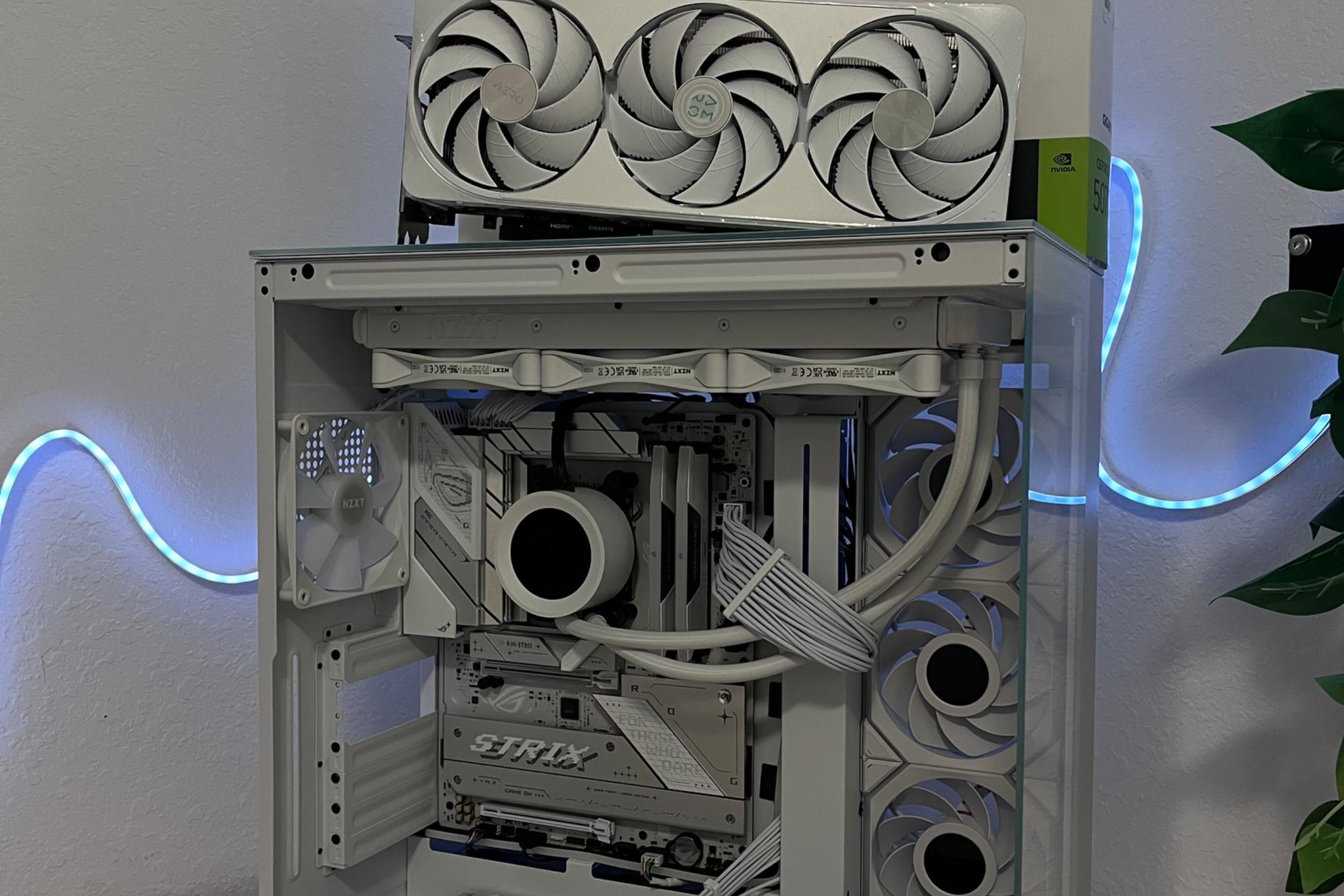 Lunar PC’s