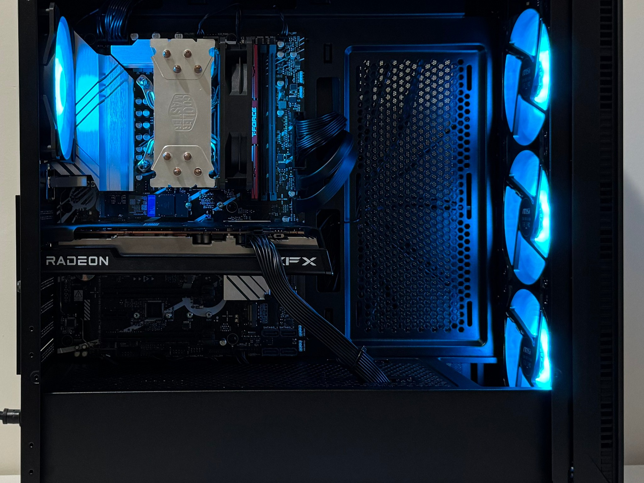 Intel Core i5 13400 16GB DDR5 AMD Radeon RX 7600 ASUS Z790 WD 1TB NVMe Gen4 SSD Gaming PC