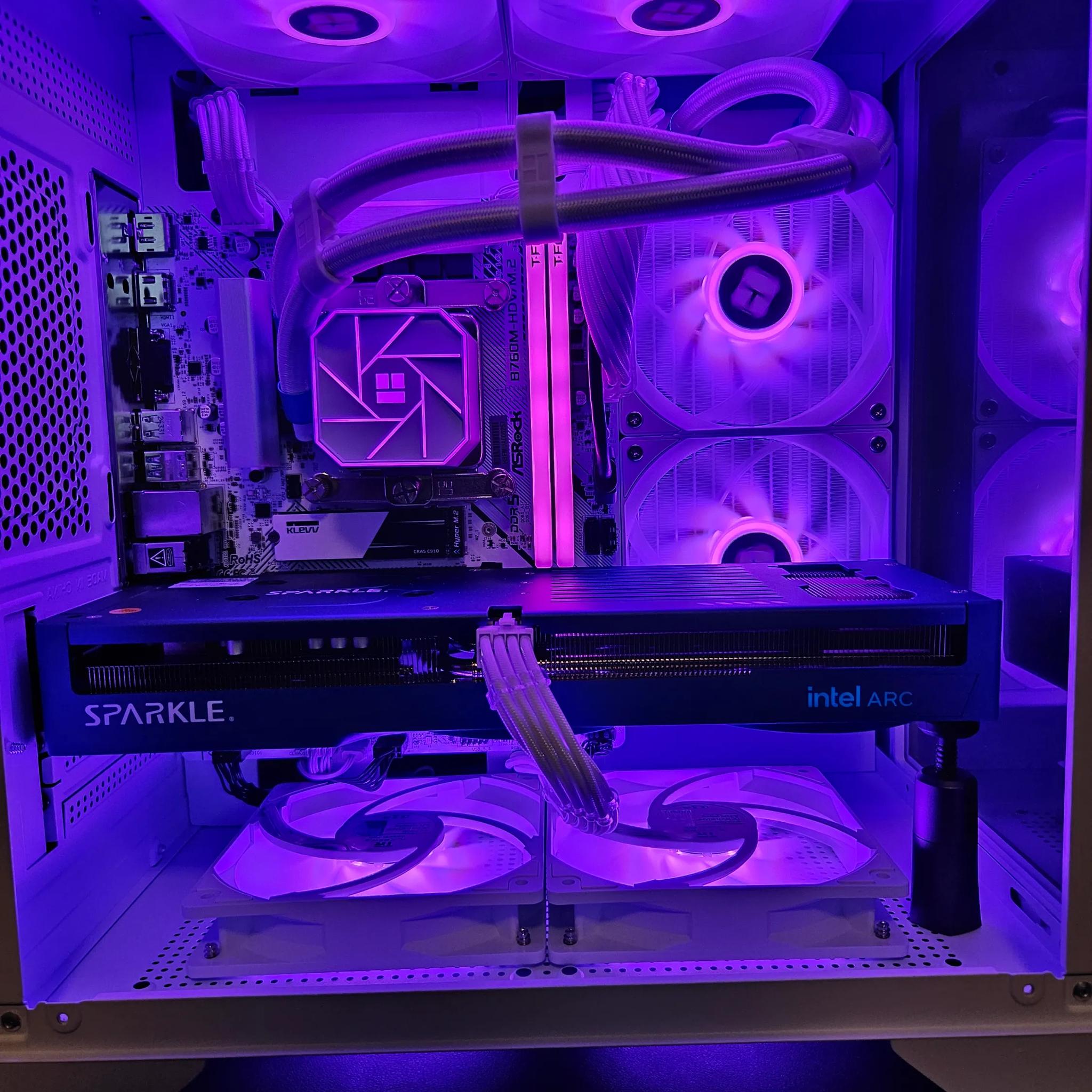 Limited time sale! Blue Team WINS! intel I5 / 35GB DDR5 / 1TB SSD / ARC B580