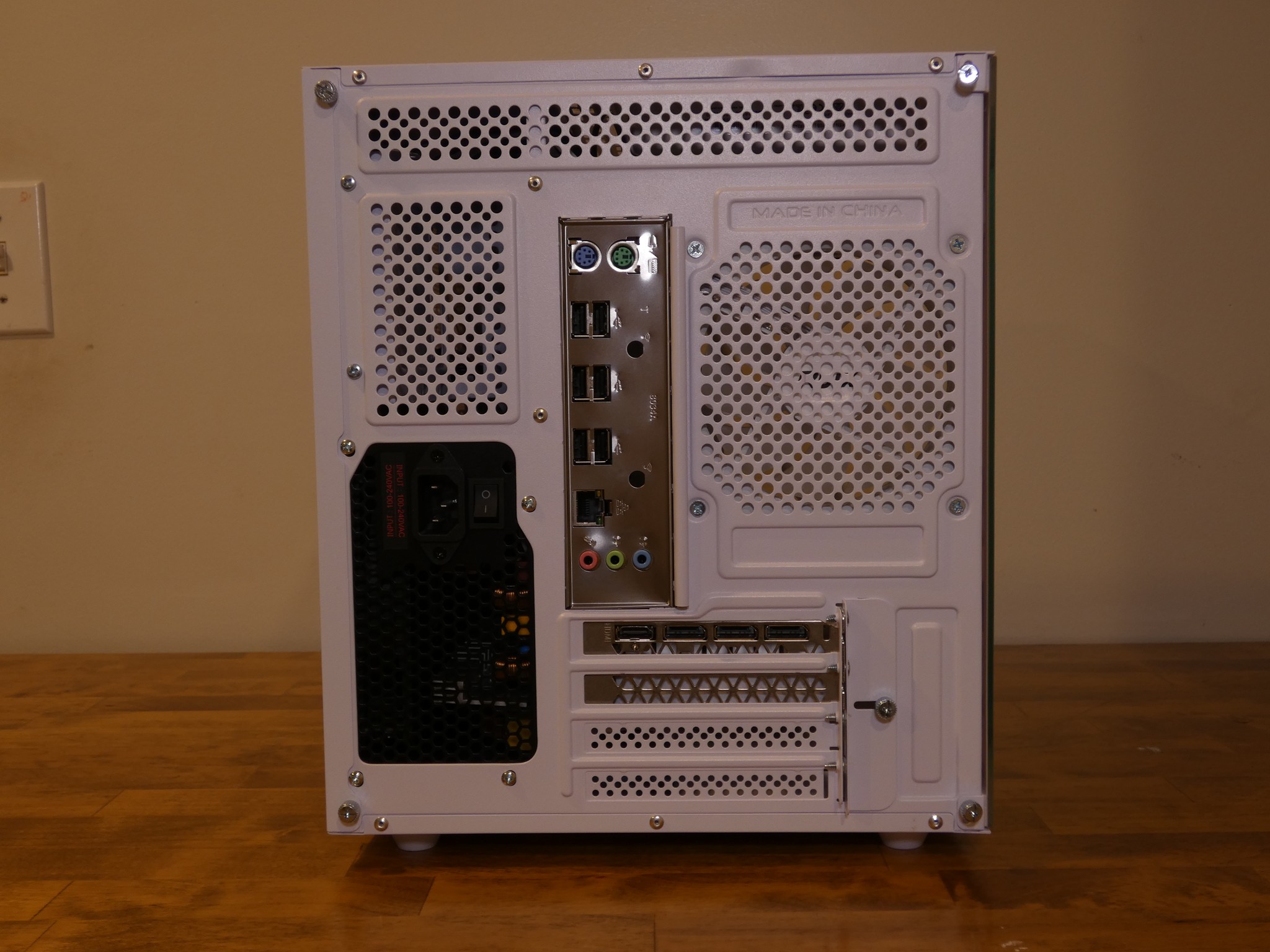 Custom All White Gaming PC | RX 580 8GB | Xeon 12-Core | 32GB RAM | 1TB NVMe SSD | RGB