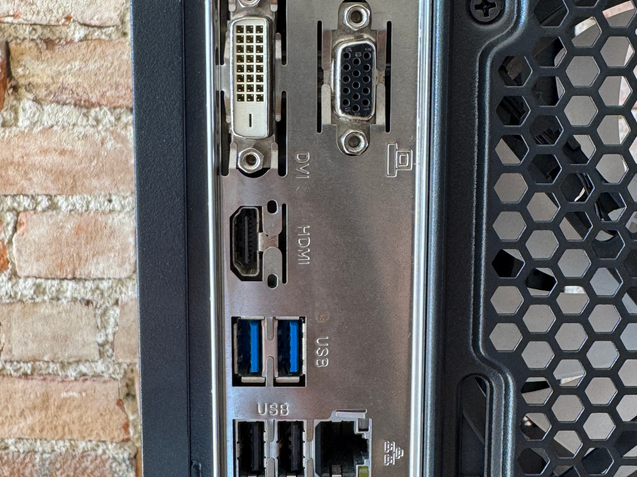 Refirbished PC: AMD FX-6300, G.Skill Ripjaws 8GB RAM, XFX Radeon RX 560, 500GB SSD, Windows 11 Home