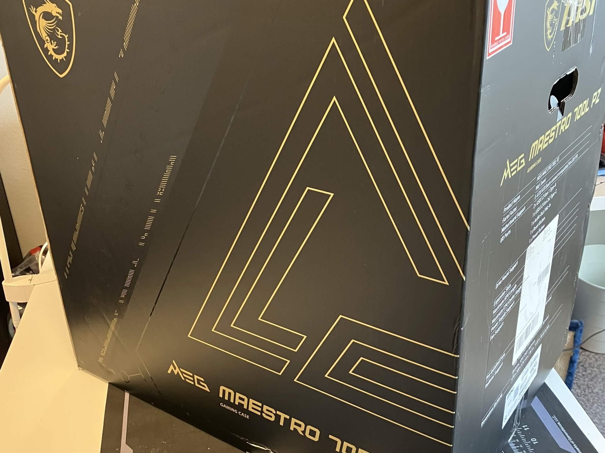 MSI MEG MAESTRO 700L PZ - Limited Edition Case #600