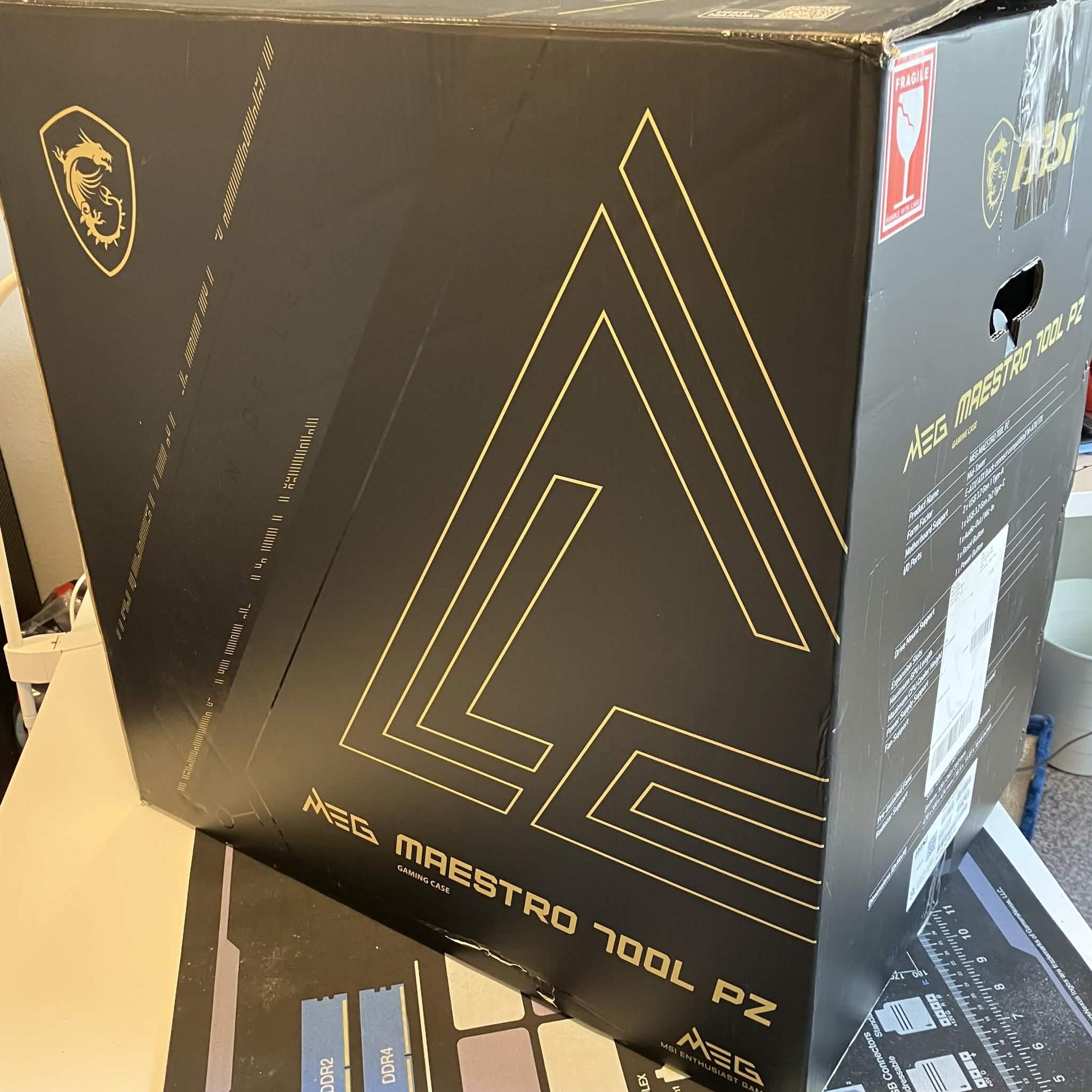 MSI MEG MAESTRO 700L PZ - Limited Edition Case #600