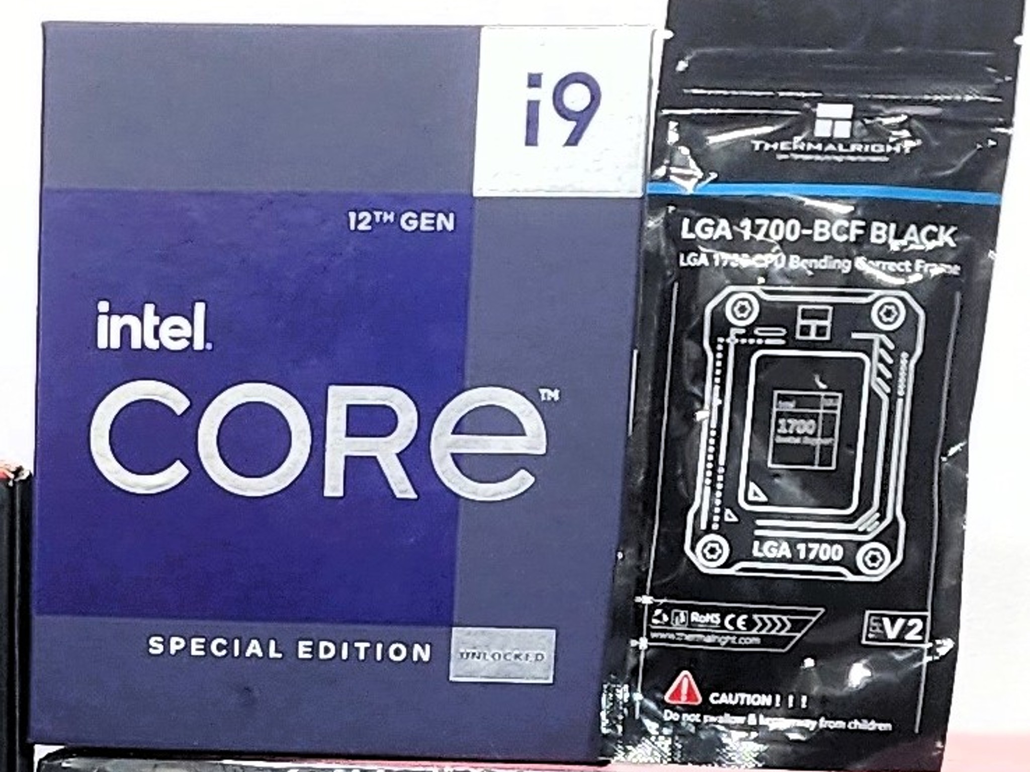 "ROG" MB/CPU/RAM Bundle - Strix Z690-E, Intel 12900KS w/ Contact Frame & 32GB G.Skill DDR5