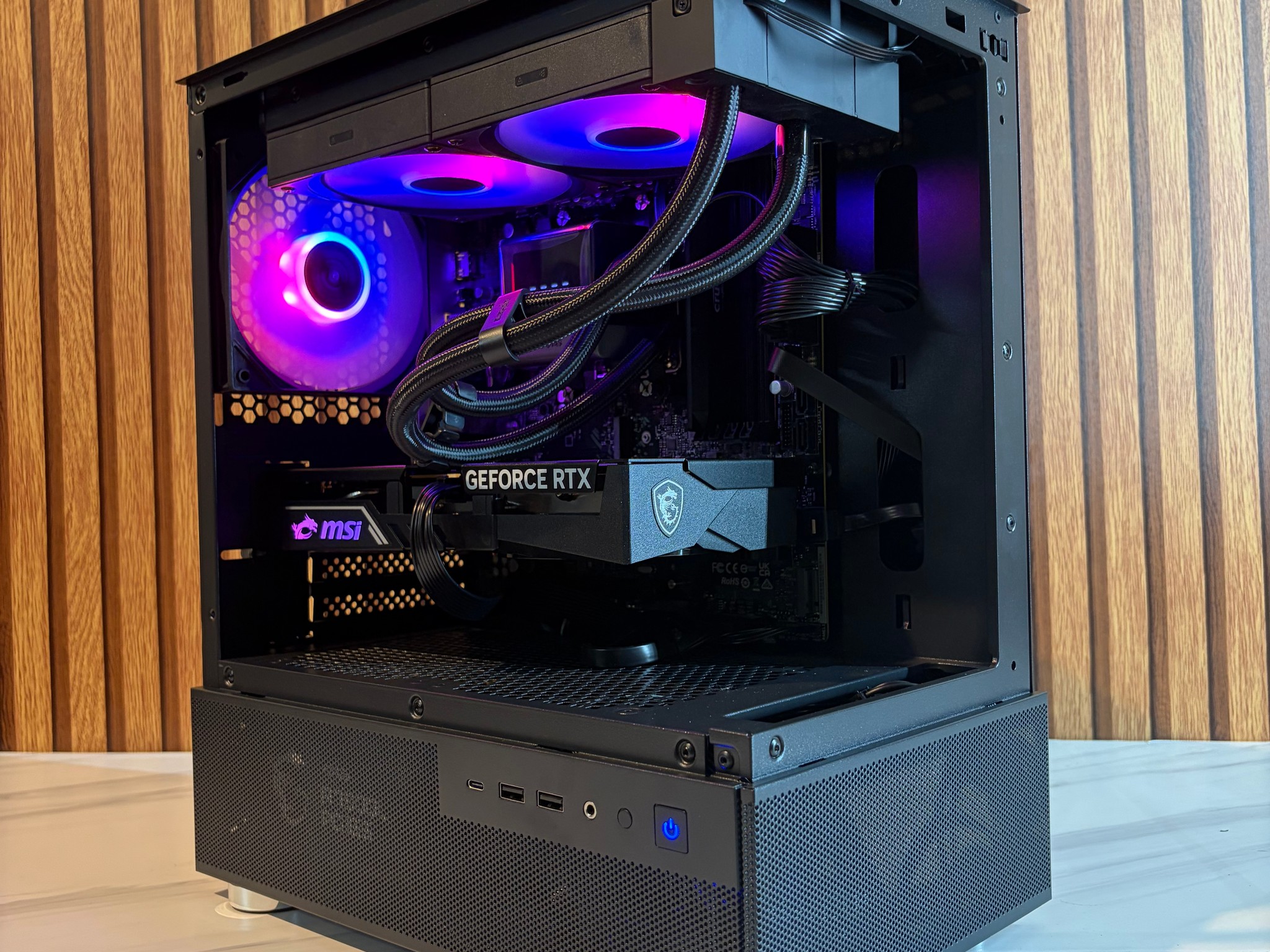 RTX 5060 | RYZEN 5 7500X3D | 16GB DDR5 | 240MM AIO | 500GB SSD | 750W | Windows 11 PRO
