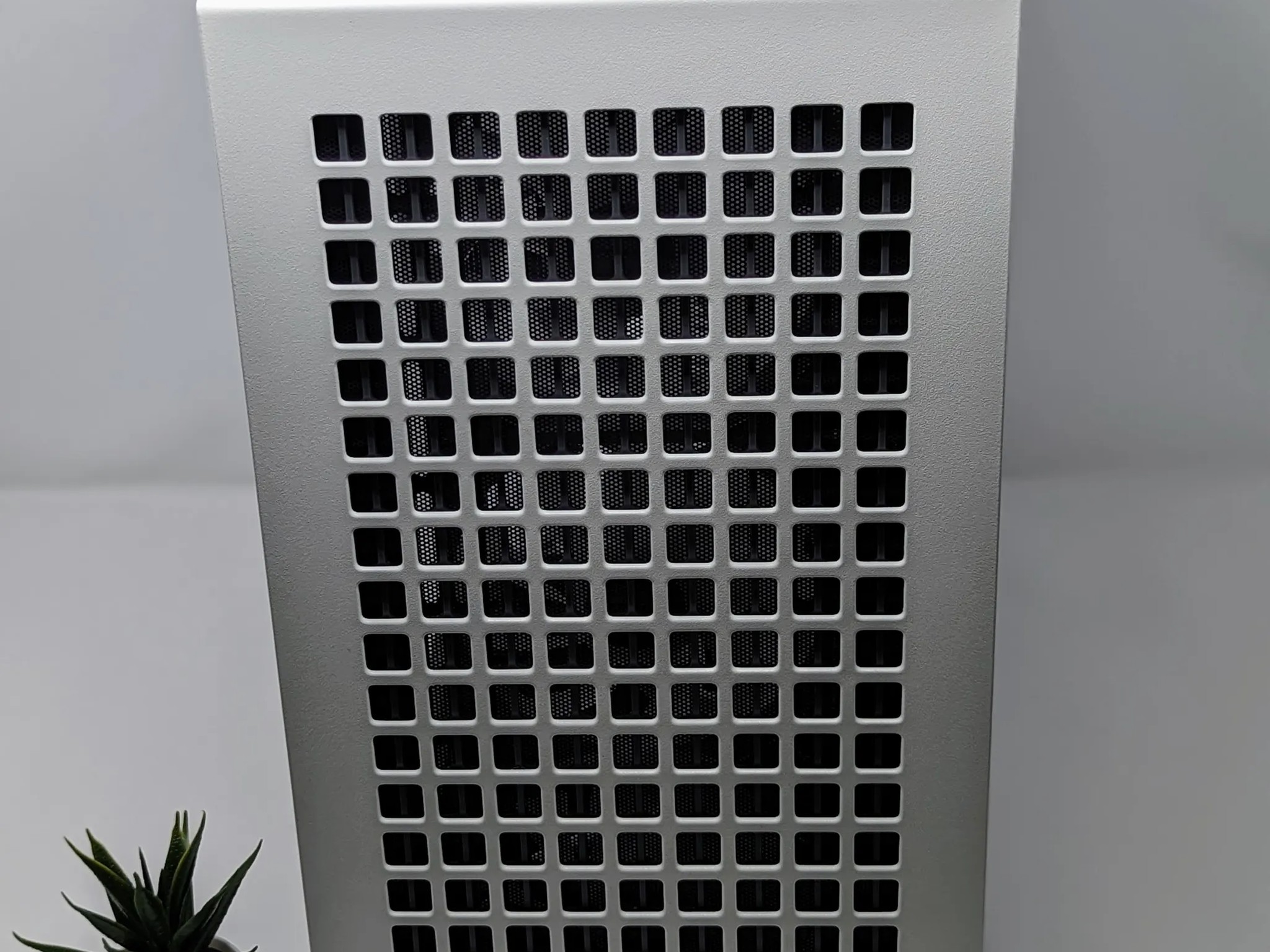 Future Foundation | RTX 4070 | Ryzen 5 7600X | 32gb RAM | MSI M461 2TB Gen 4 NVMe SSD