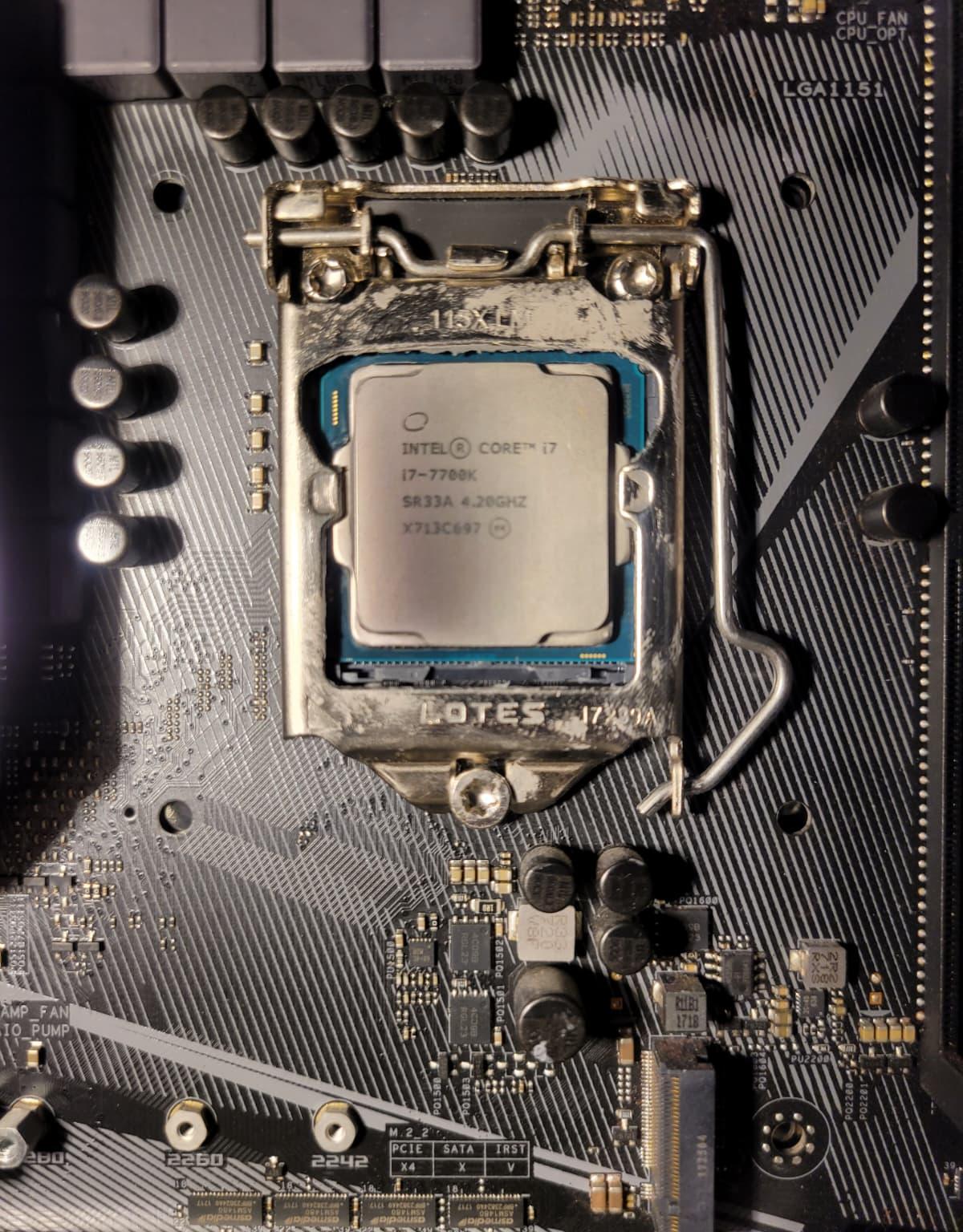 ASUS ROG STRIX Z270-E with i7-7700k