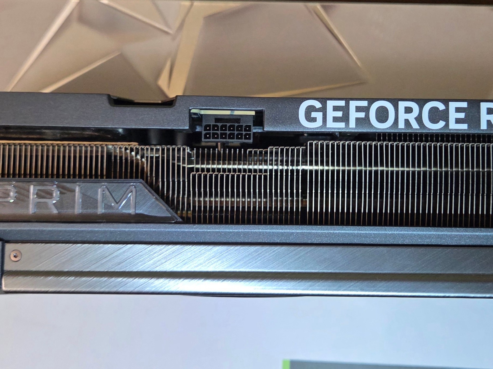 MSI GeForce RTX 5080 16G SUPRIM SOC