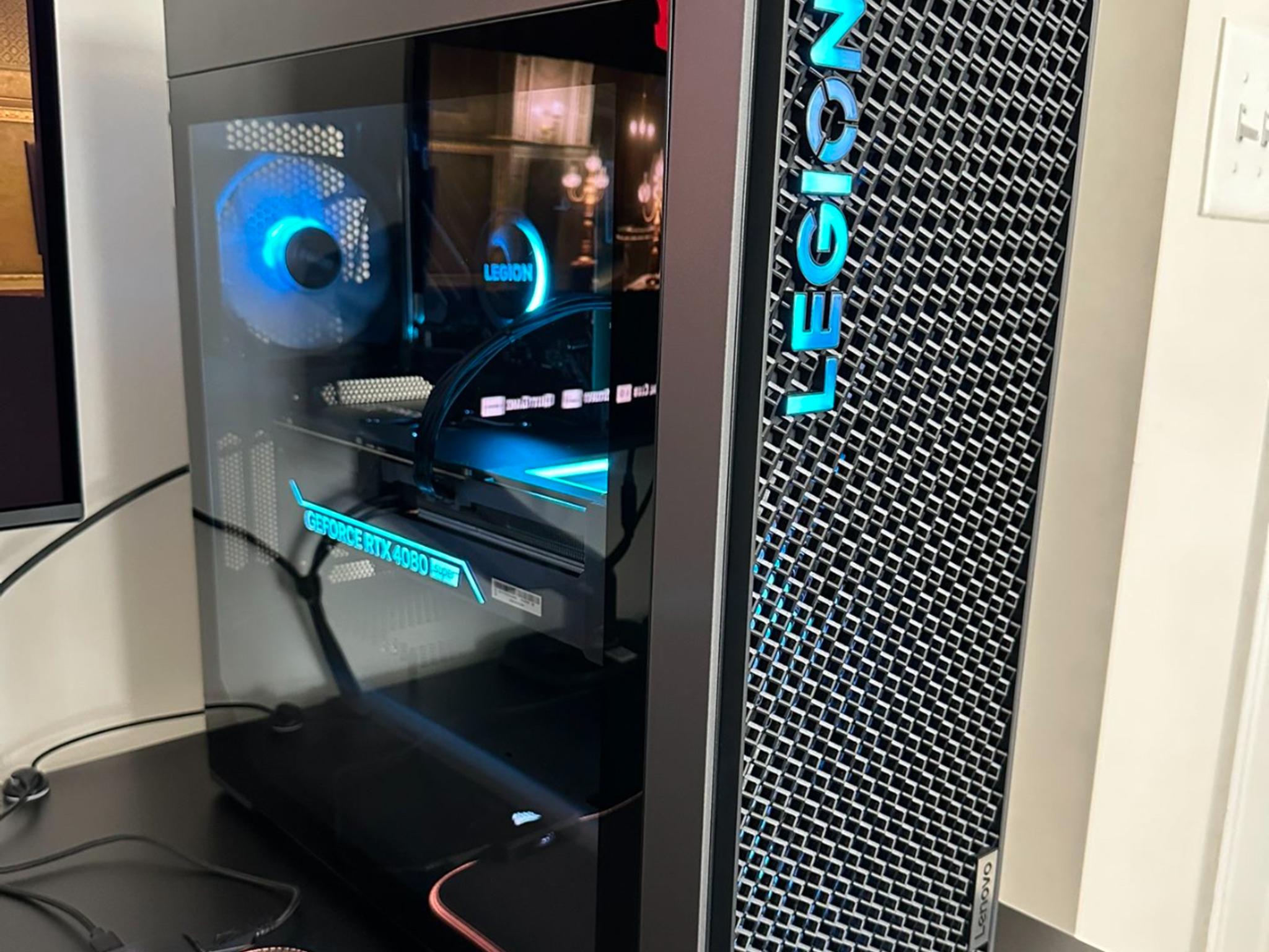 Lenovo Legion Tower 7i RTX 4080 Super Intel i9 14900KF 32GB Ram 1TB SSD