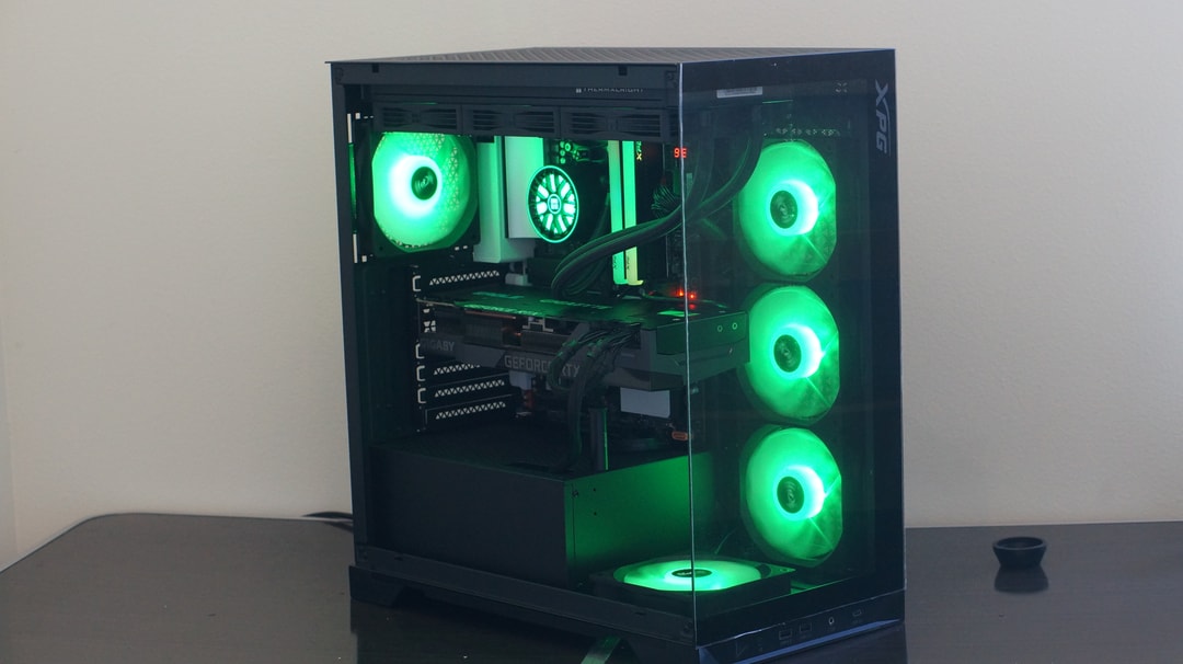 RTX 3080 + Ryzen 7 5800X | 32 GB | 1 TB | Jawa