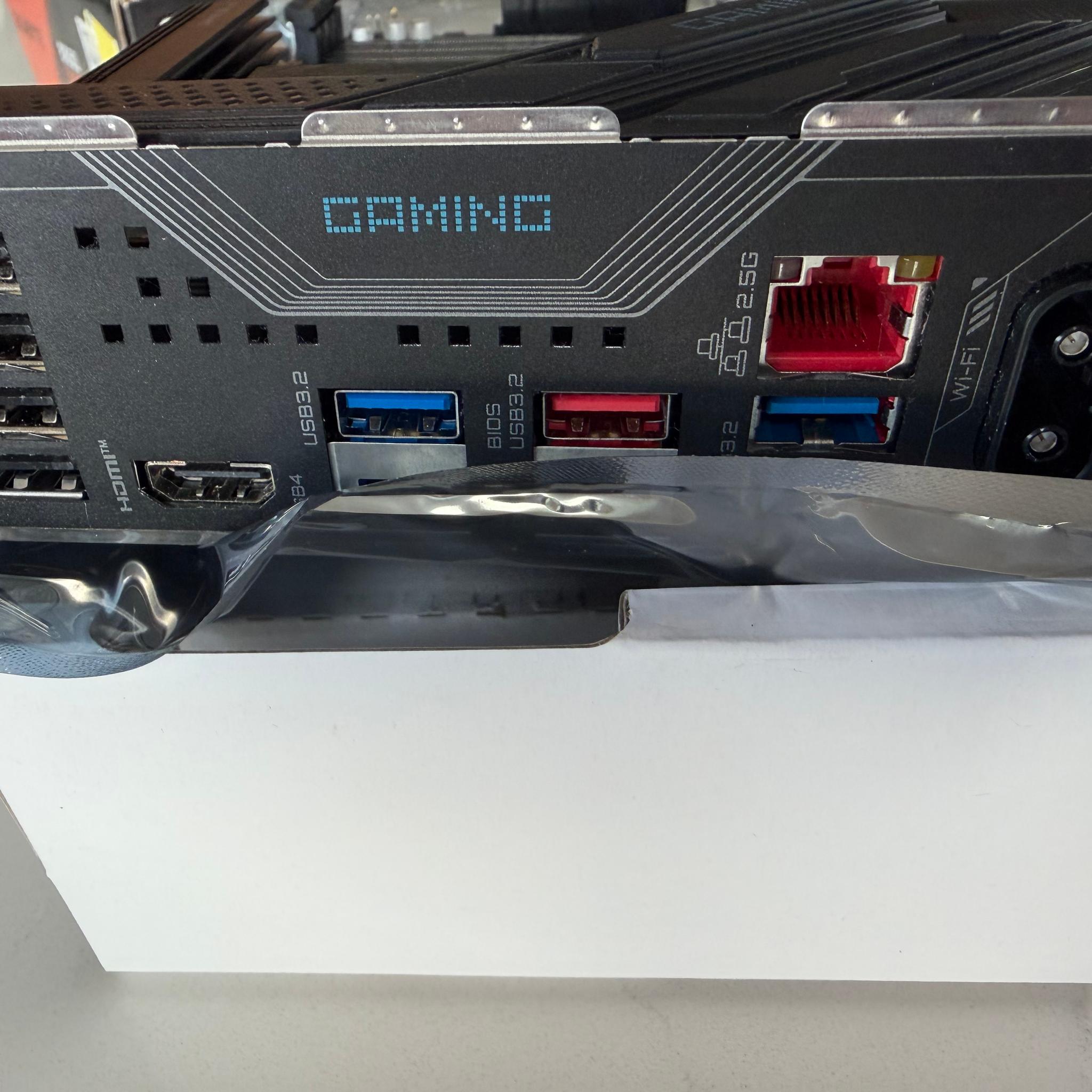 Gigabyte X870 Gaming WiFi6 DDR5
