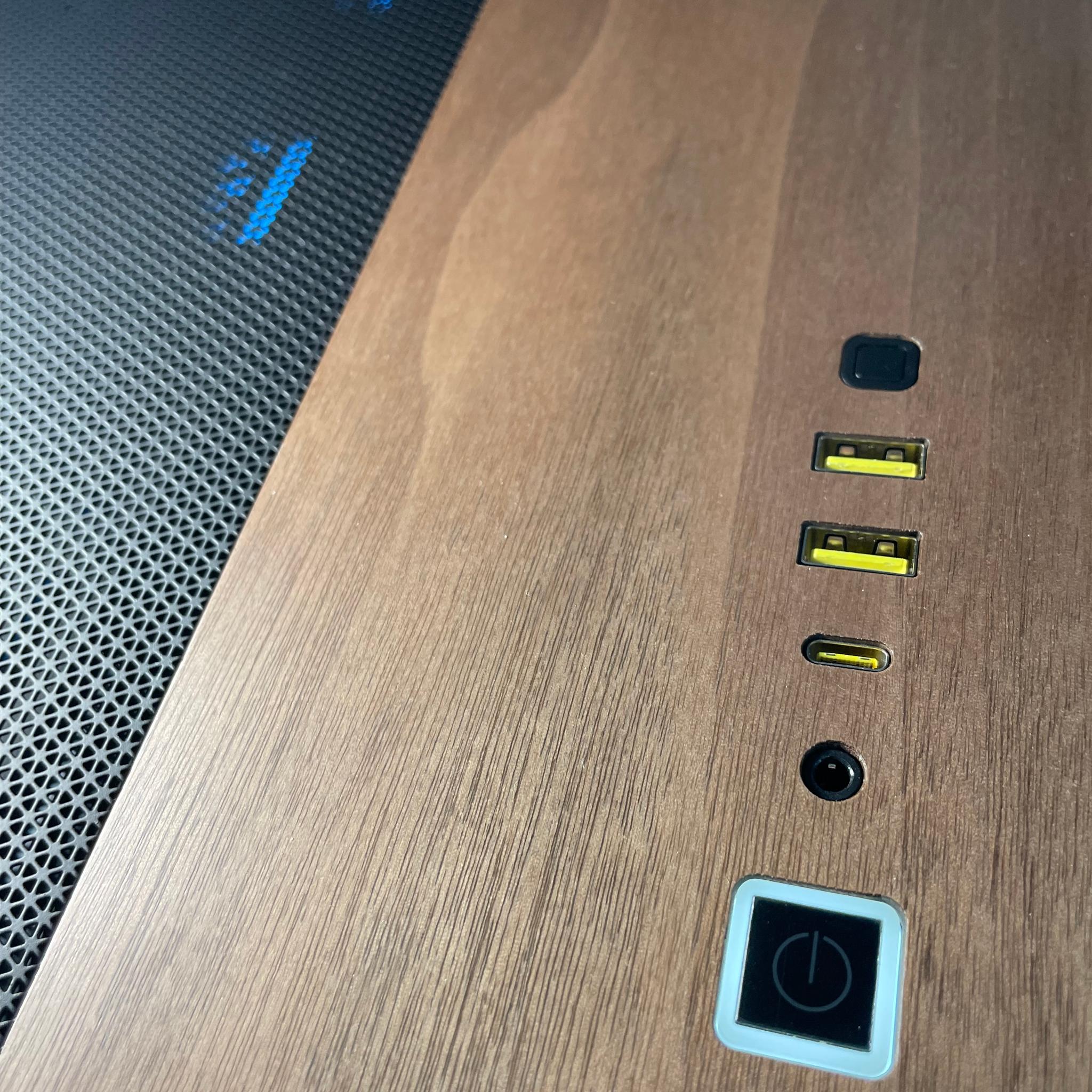 🧊🪵| RTX 3070 OC | Ryzen 7 3700X | 16GB DDR4 | 1TB