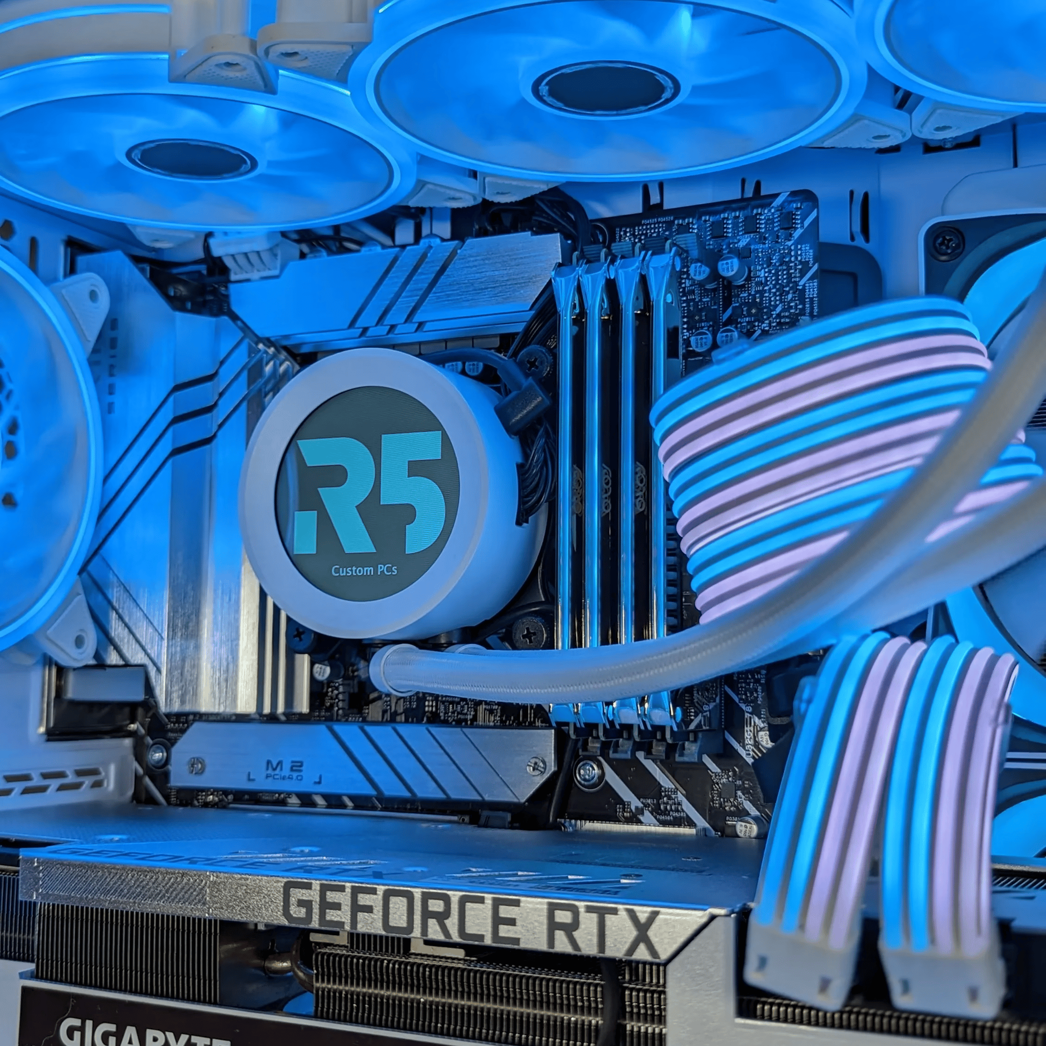 RTX 3090 // i7 13700K // 32GB 5400mhz DDR5 // 3.5TB Gen4 NVMe // WiFi