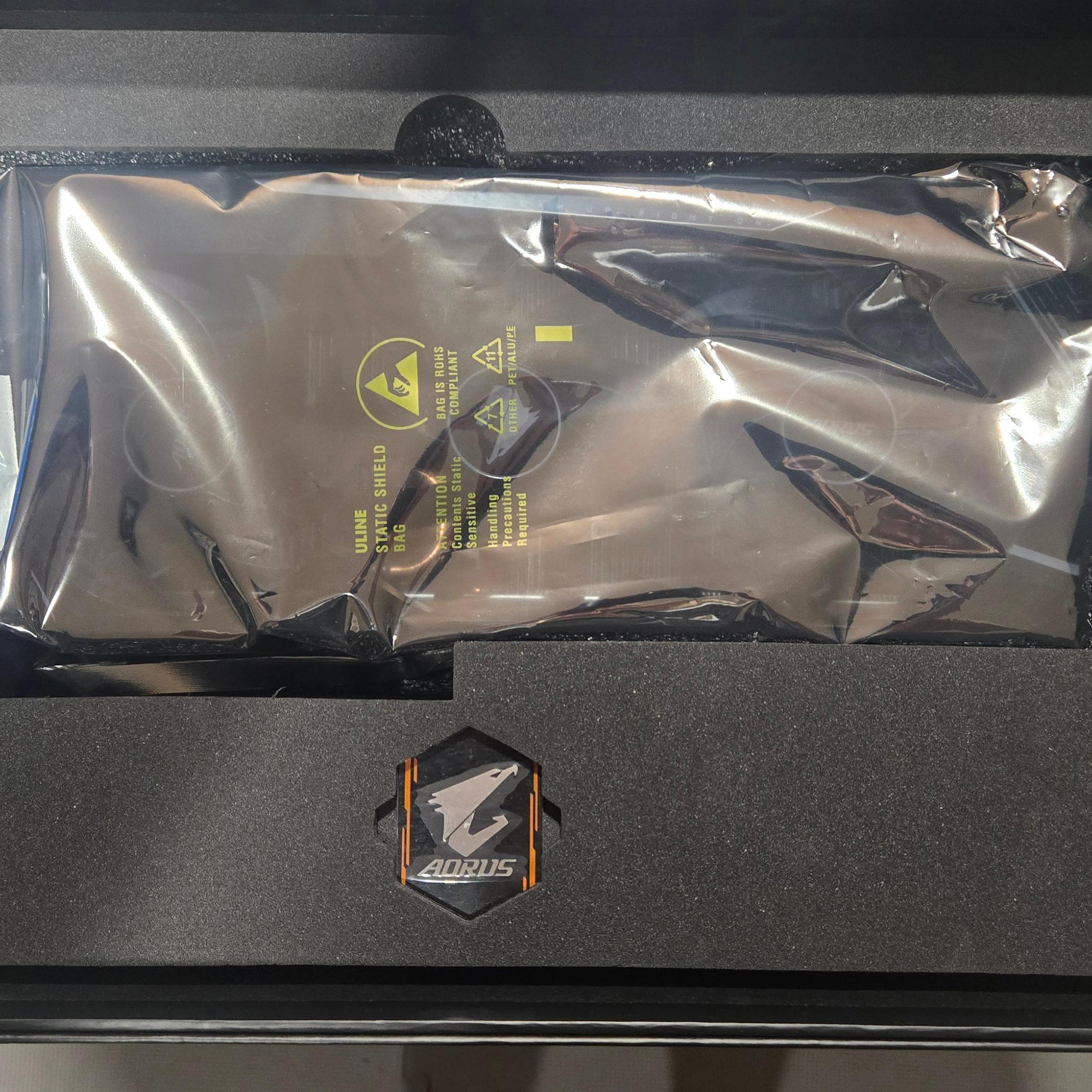 GIGABYTE AORUS GeForce RTX 3080 Ti MASTER 12G
