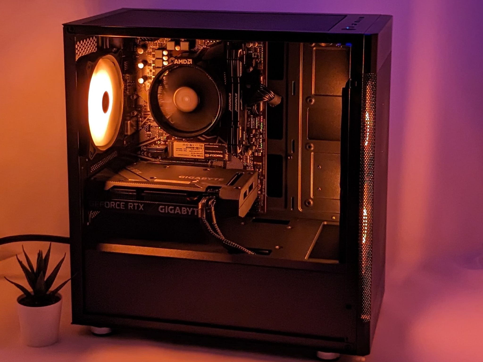 Sleek RTX Whisperer | RTX 3060 | Ryzen 5 5500 | 16gb RAM | TEAMGROUP MP34 1 TB M.2 NVMe SSD