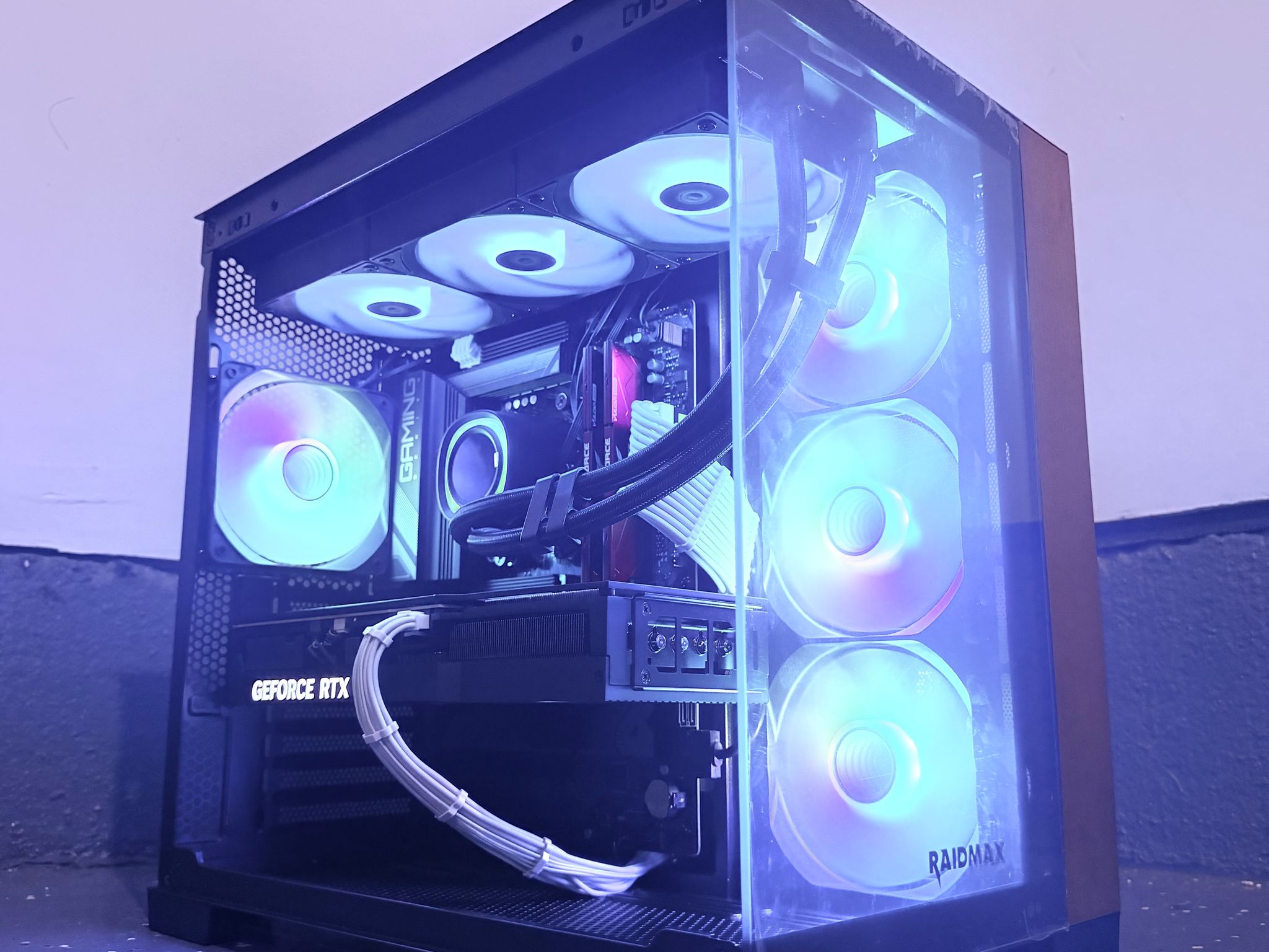 ⚫️"Frozen Timber"🌈| 4K Gaming | RTX 4080 16GB | Ryzen 7 7800X3D | 32GB DDR5 | 2TB SSD | Free Ship