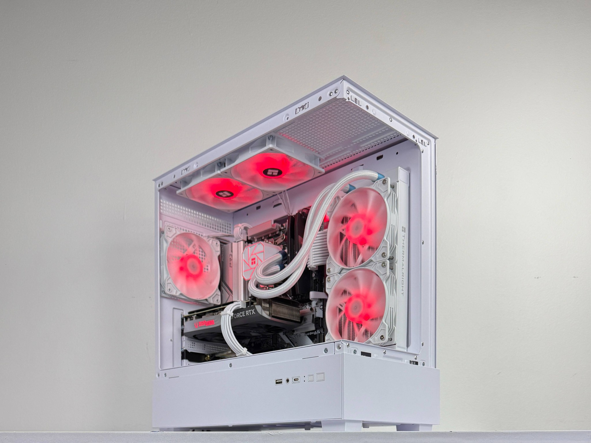 ❄️Snowdrift❄️  | 1440p Gaming PC | Ryzen 7 7700X | Zotac RTX 4070 | 32GB DDR5 6000MHz