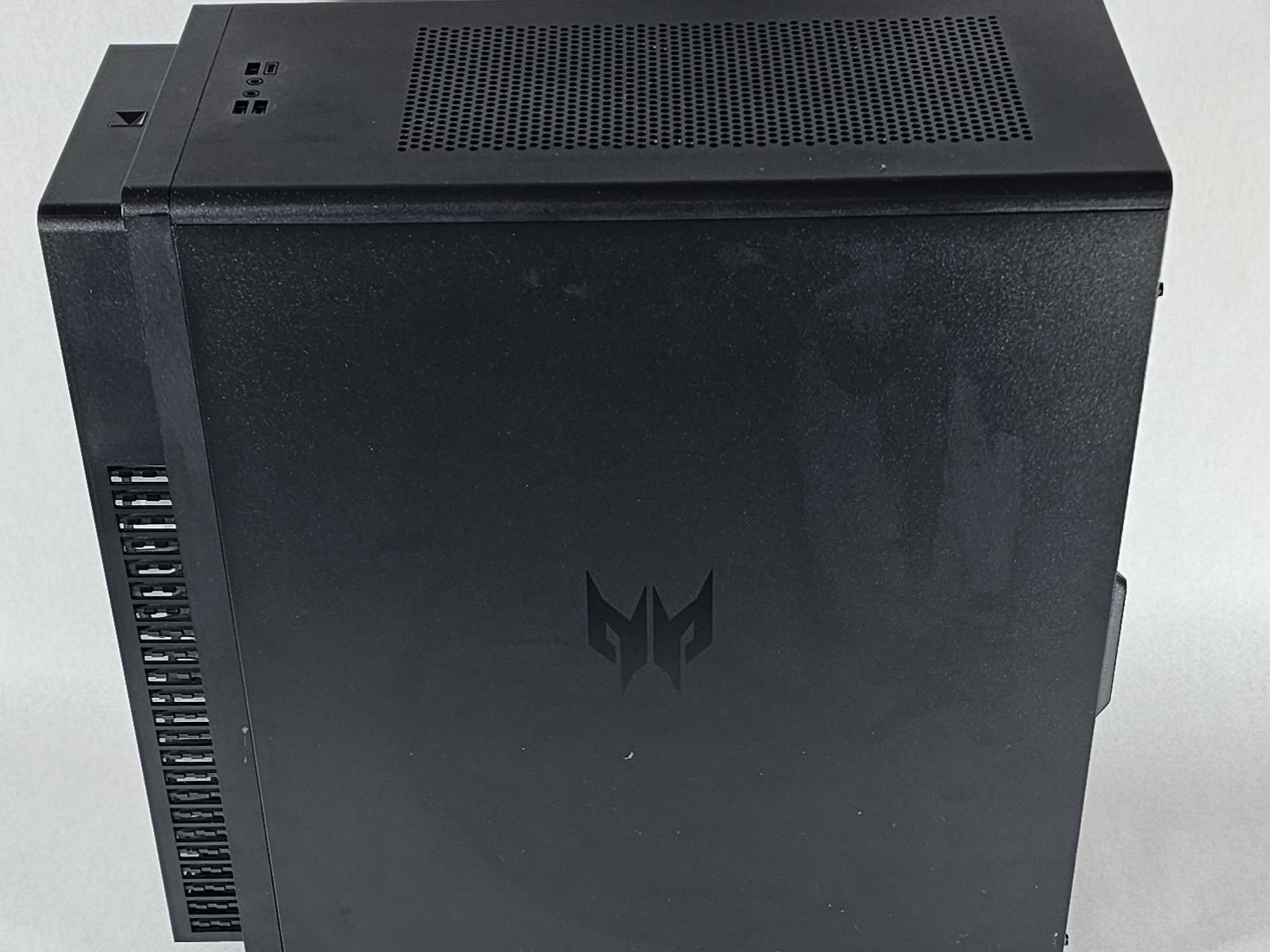 Acer Predator PC Case with RGB Fans