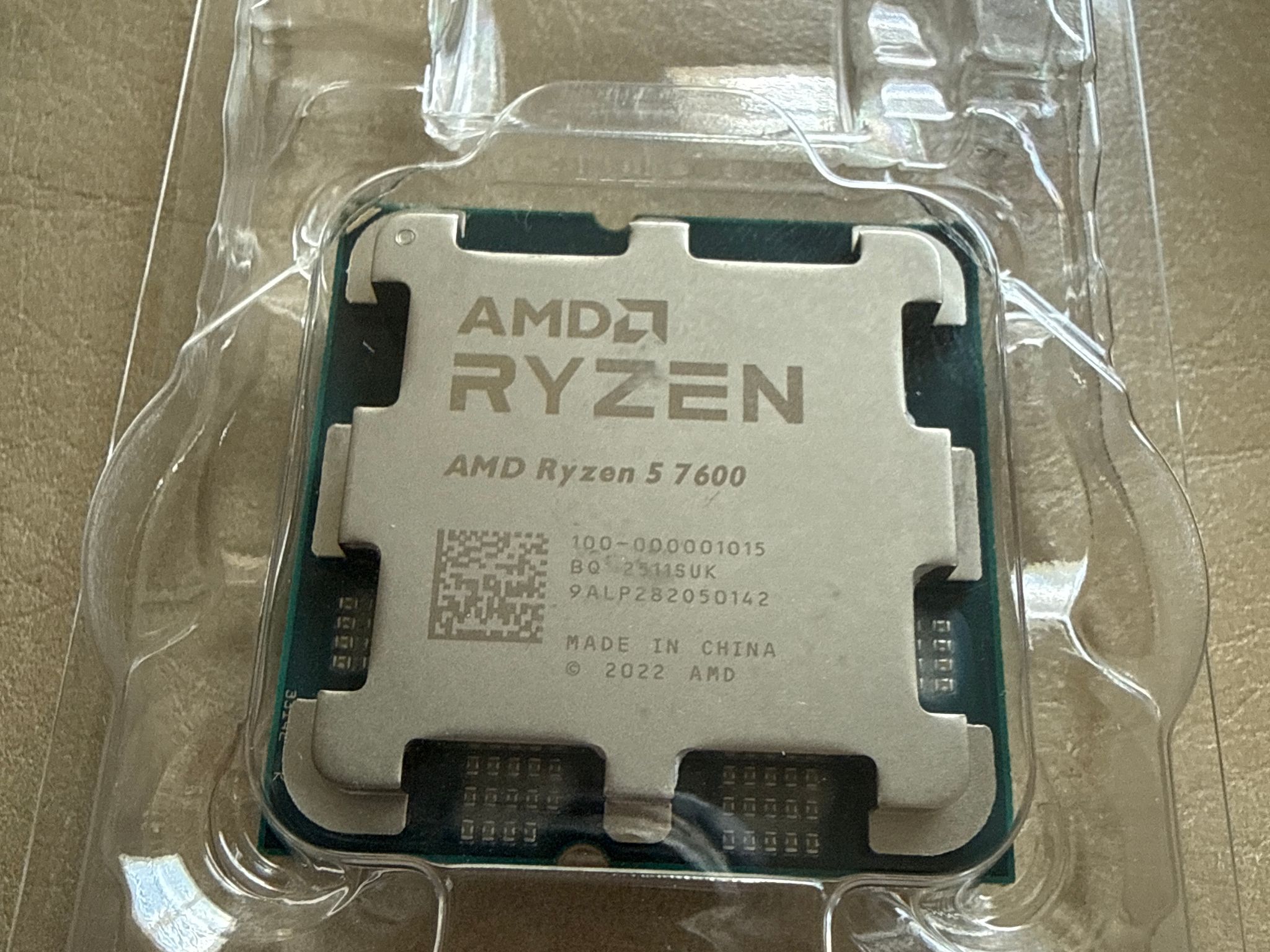 AMD Ryzen 5 7600