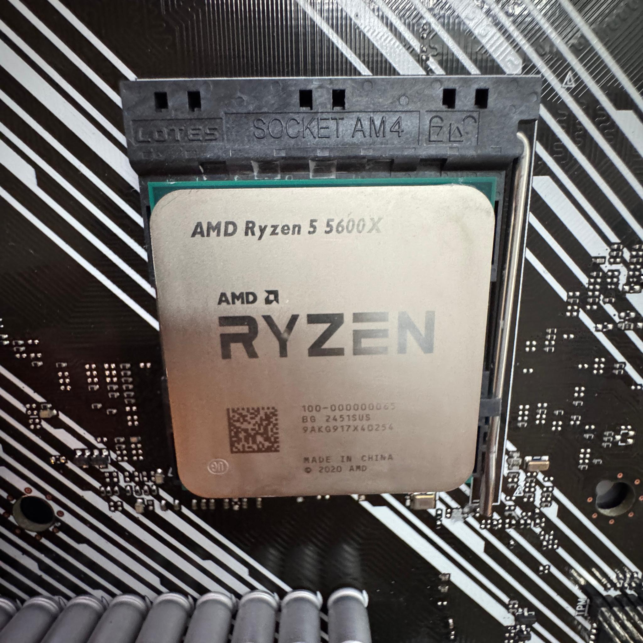 AMD Ryzen 5 5600X