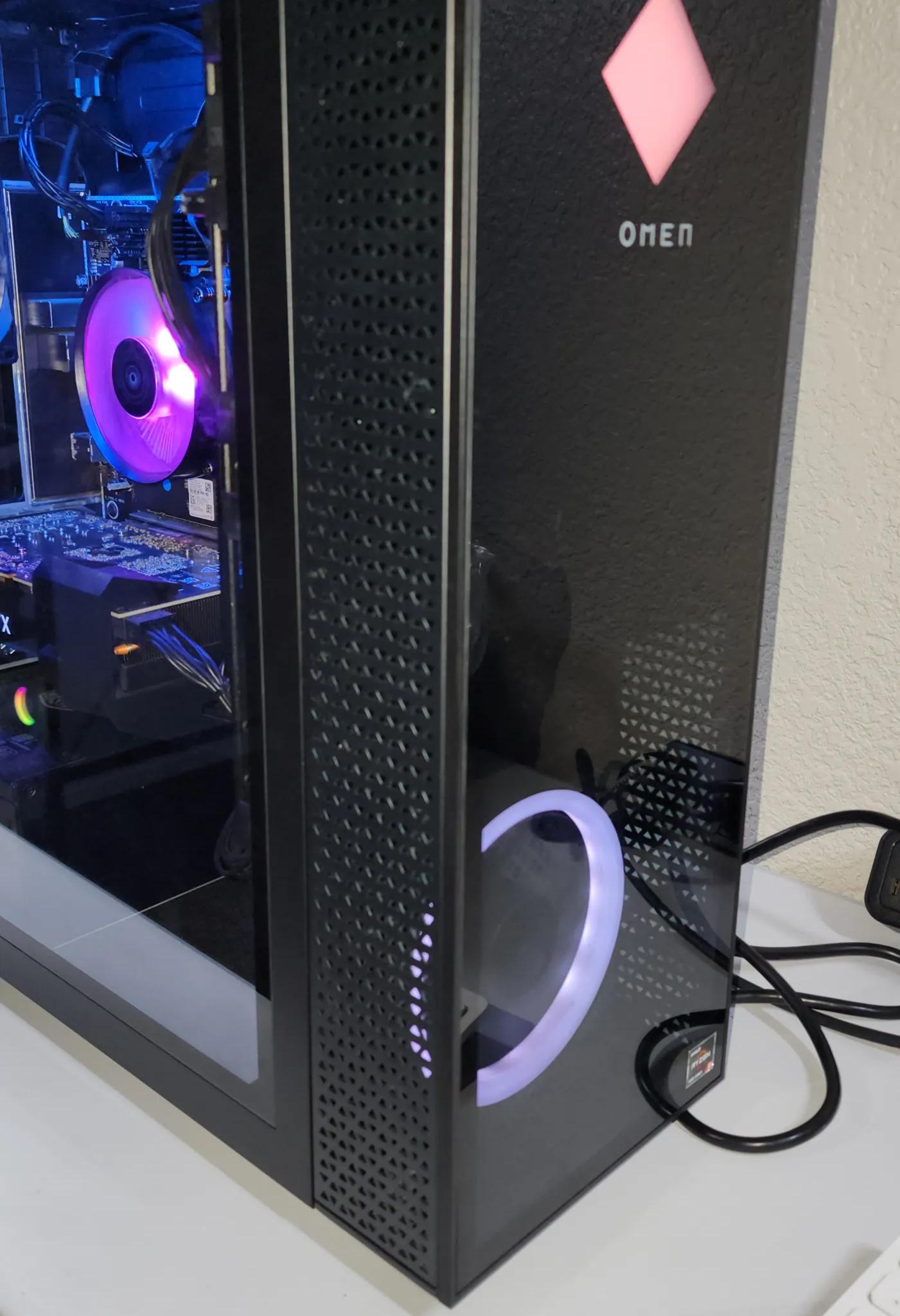 HP OMEN 30L, AMD Ryzen 5 5600X, NVIDIA 3060, 1TB SSD 2TB HDD, 32GB RAM, Windows 10