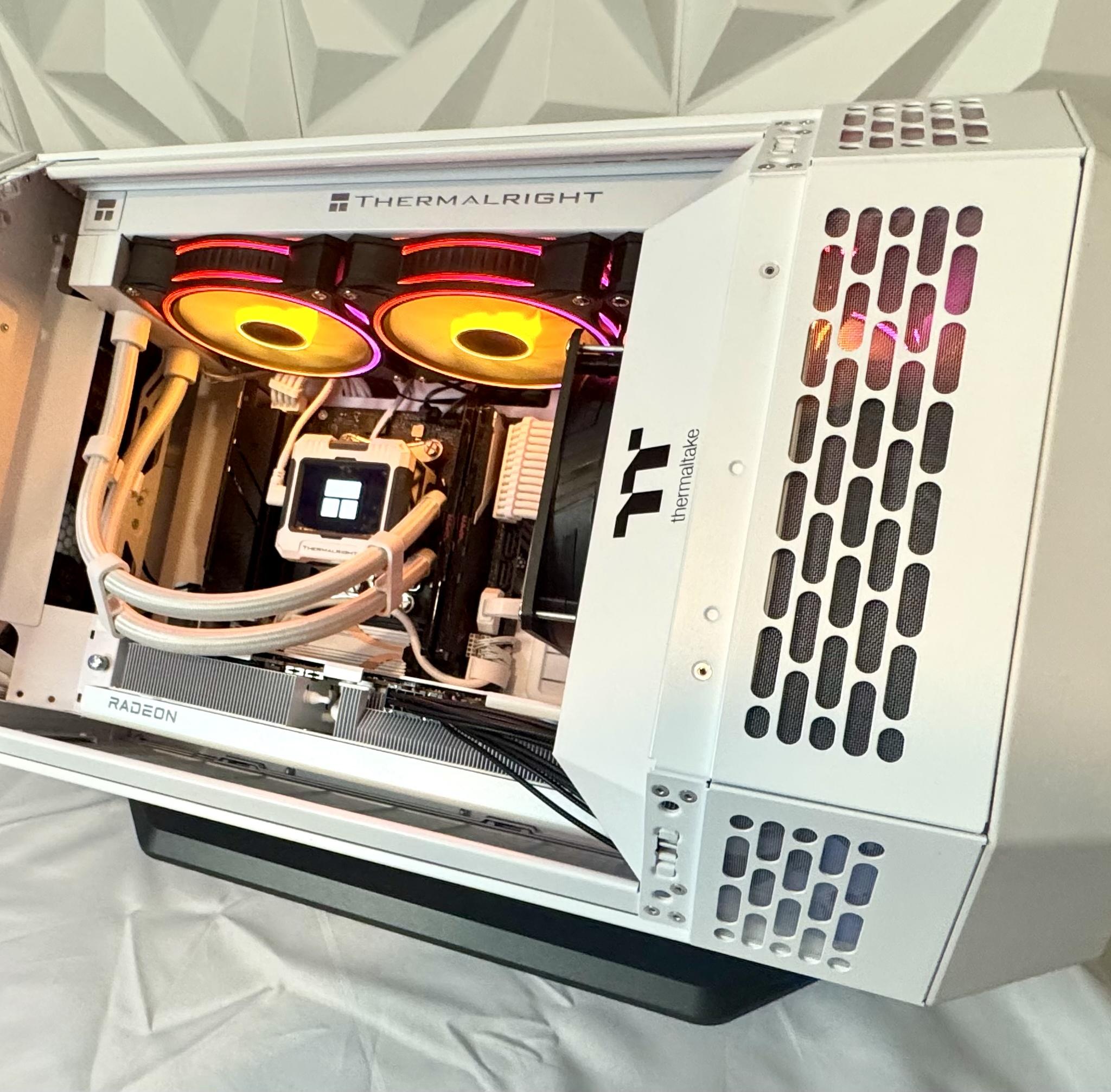 🚀🐰|High-end Gaming Pc| Ryzen 7 9700x, 9070xt, 64gb, 2tb, Wifi