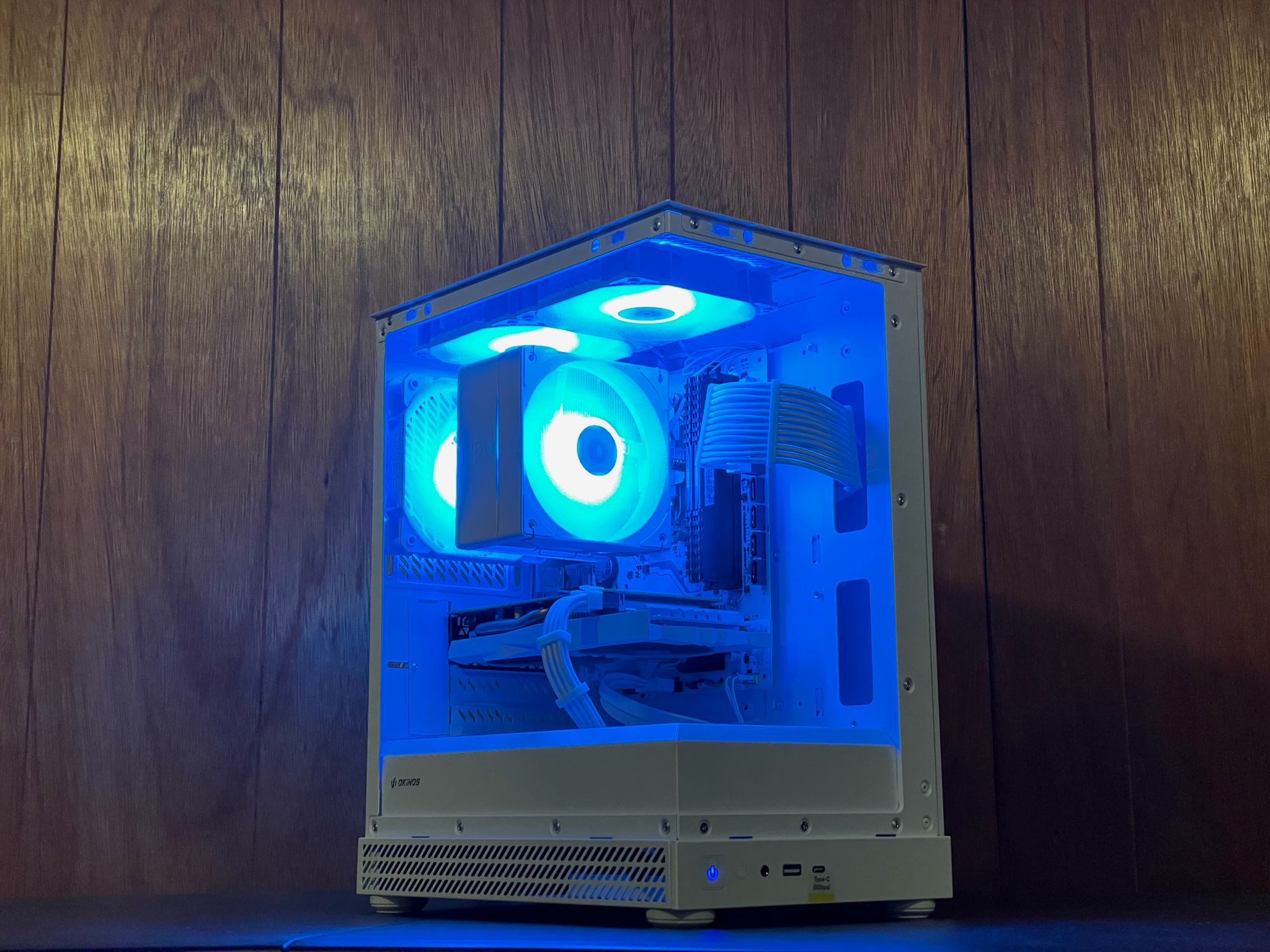 White Gaming PC - GTX 1660, Ryzen 5, 16 GB RAM