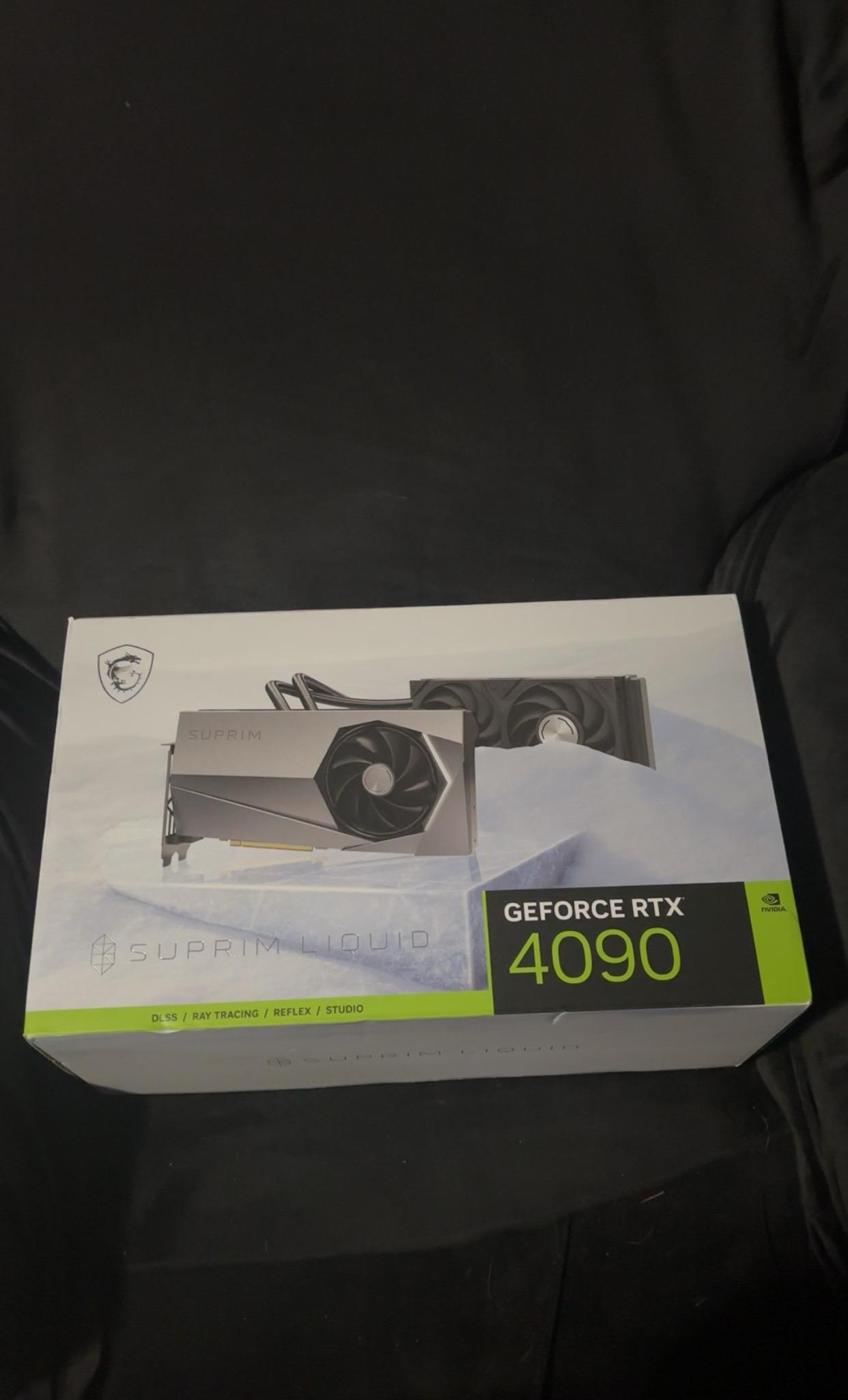 MSI Suprim GeForce RTX 4090 24GB GDDR6X PCI Express 4.0 Video Card RTX 4090 SUPRIM LIQUID 24G