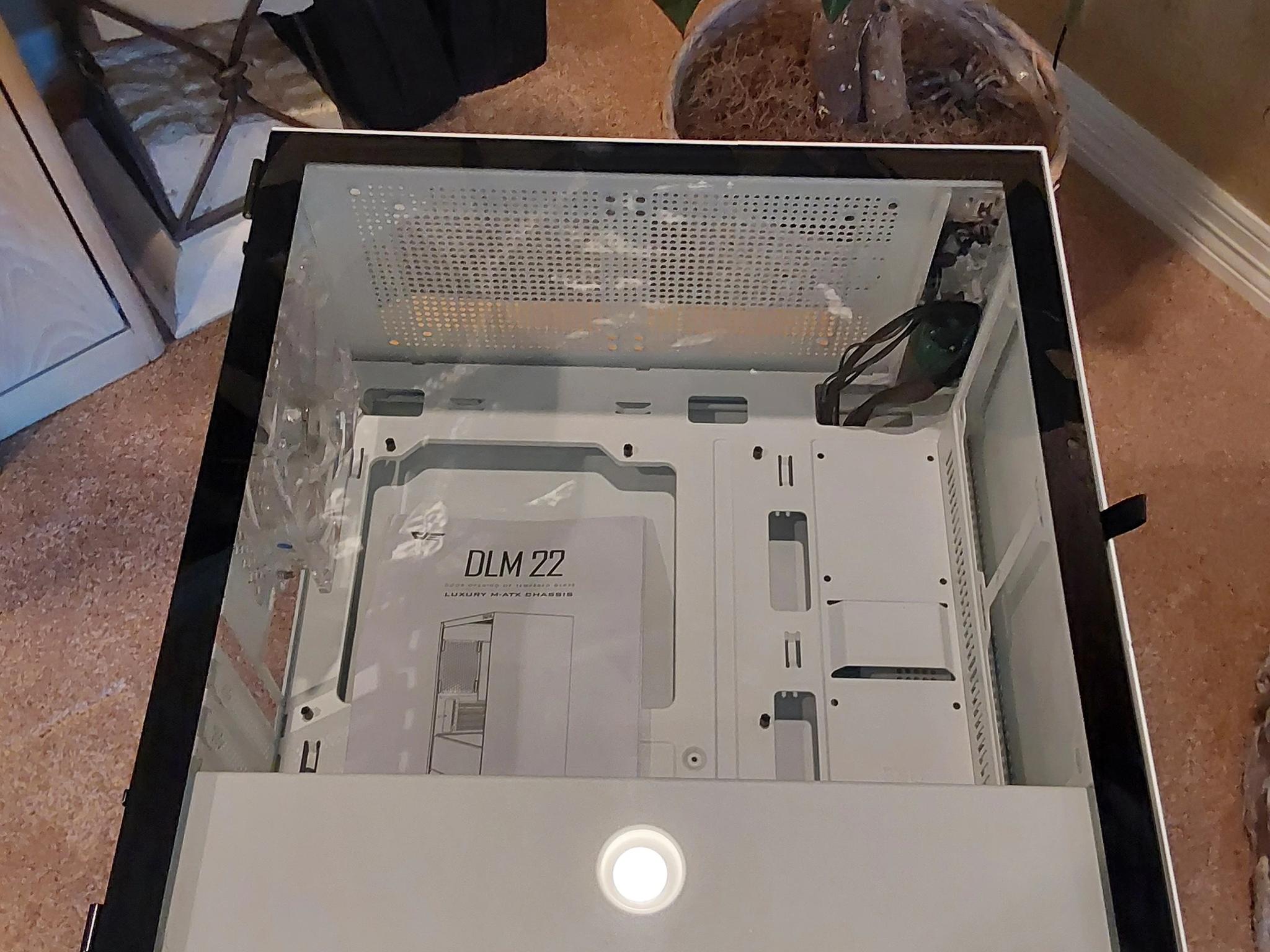 darkFlash DLM 22 White MicroATX Mini Tower Computer Case with Tempered Glass Side Door
