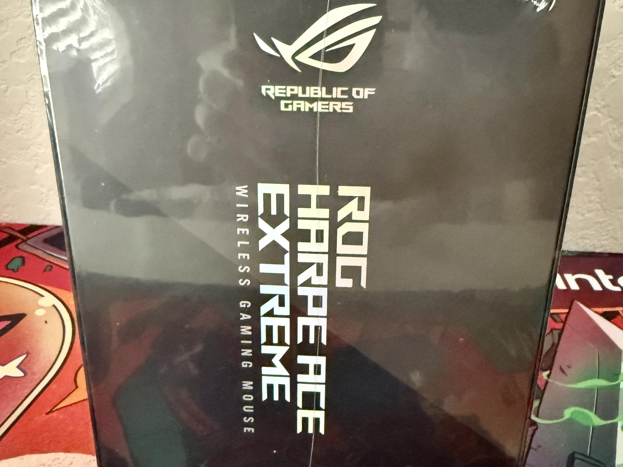ASUS ROG Harpe Ace Extreme Wireless Gaming Mouse