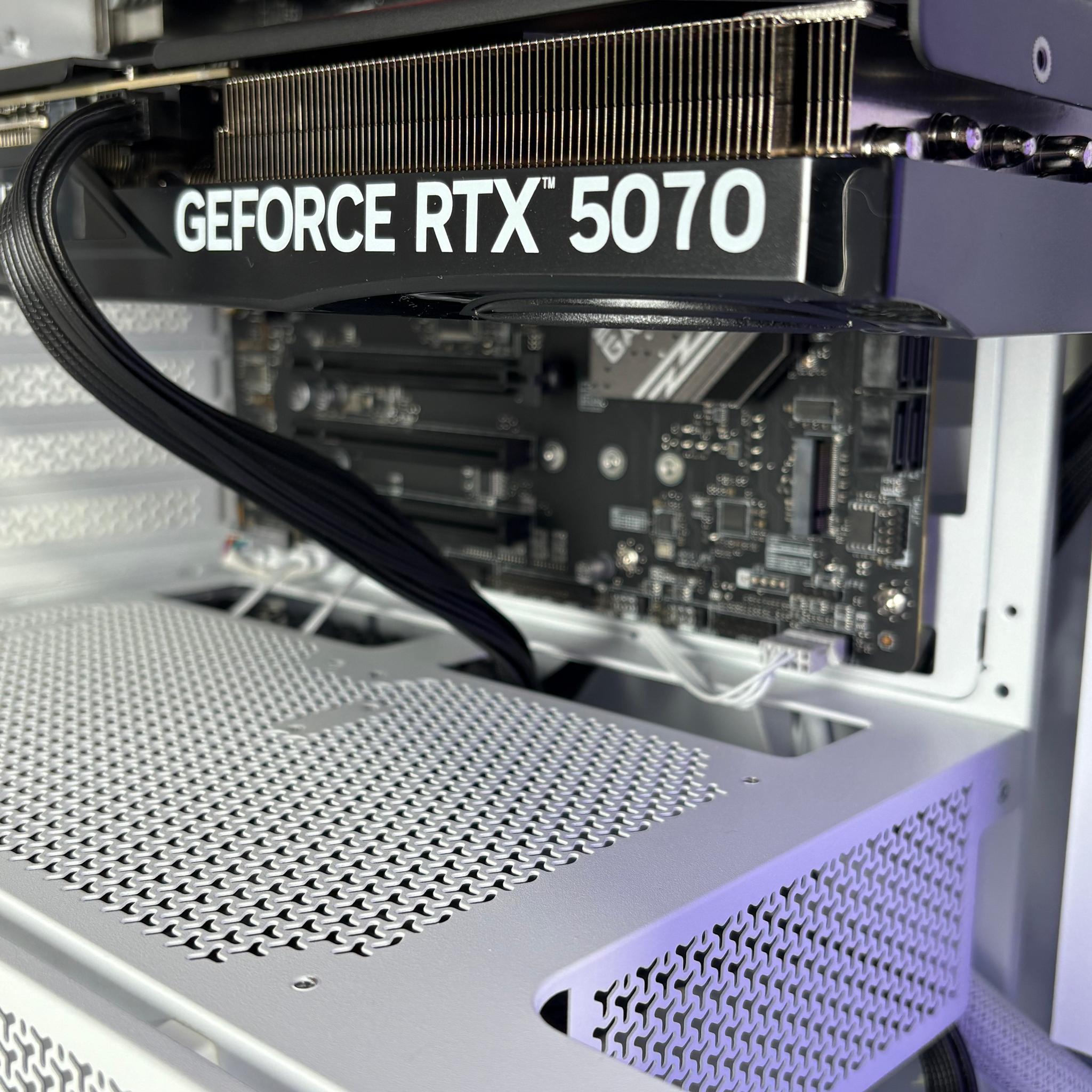 //ICEBERG V2// - RTX 5070, i5 14400F, 16GB DDR5, 1TB SSD Whiteout Gaming PC by EXT PCs